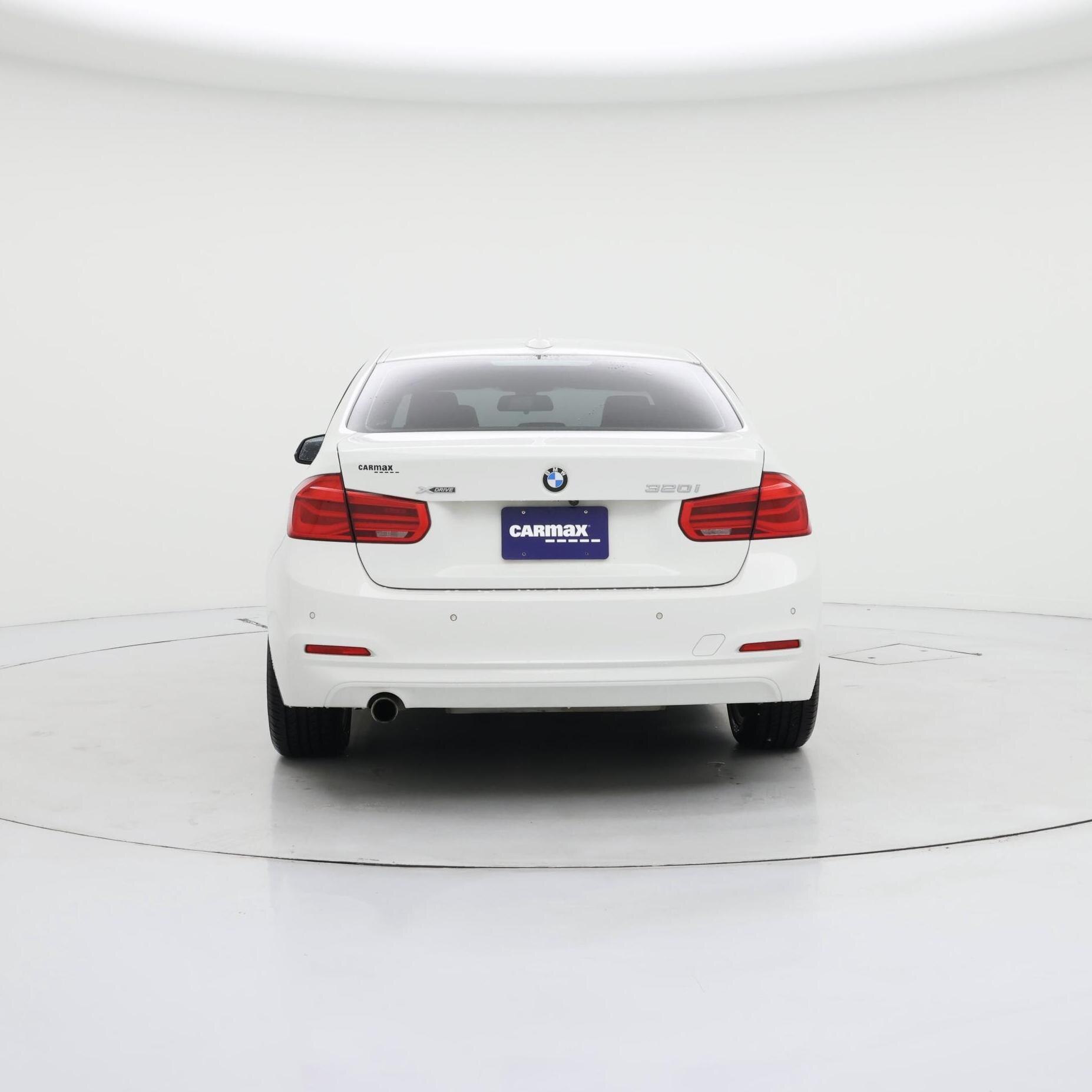 Thumbnail: 2016 BMW 3 Series - 6