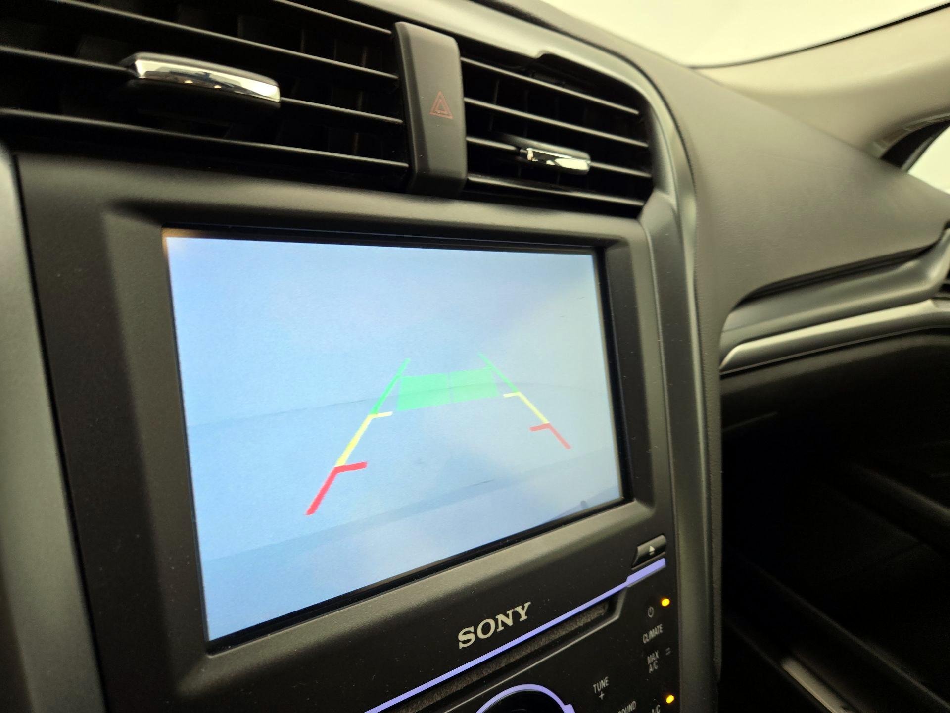 Thumbnail: 2015 Ford Fusion - 14