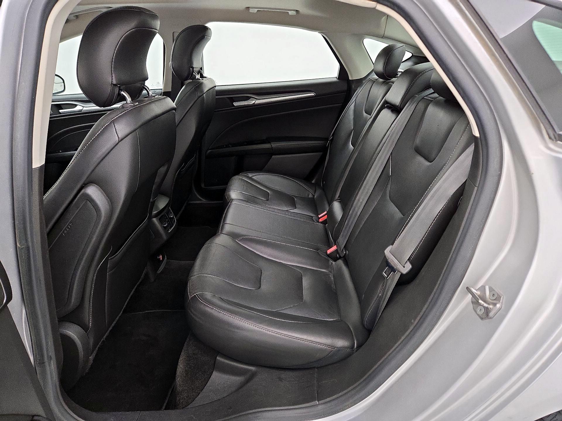 Thumbnail: 2015 Ford Fusion - 20