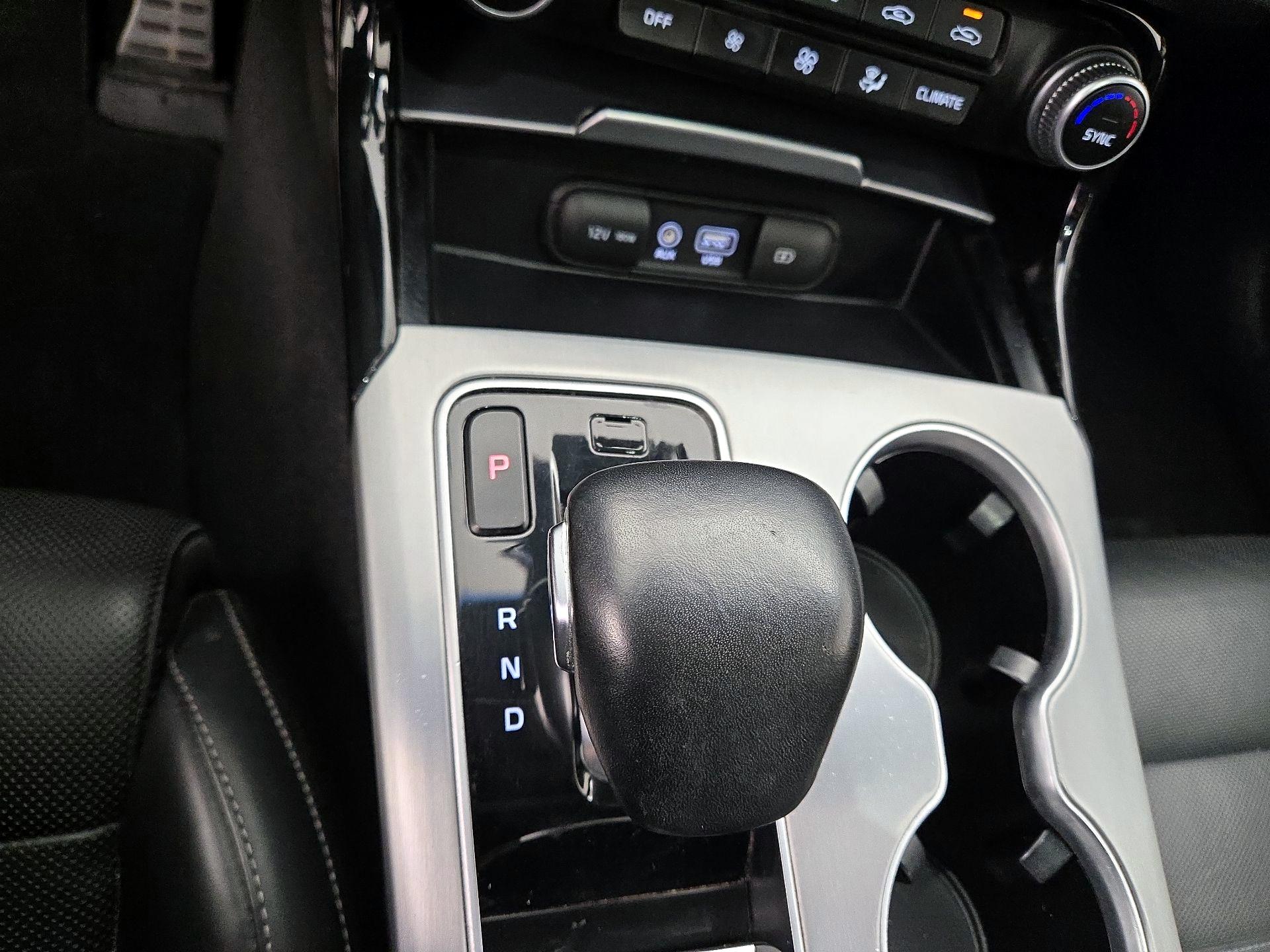 Thumbnail: 2018 Kia Stinger - 18