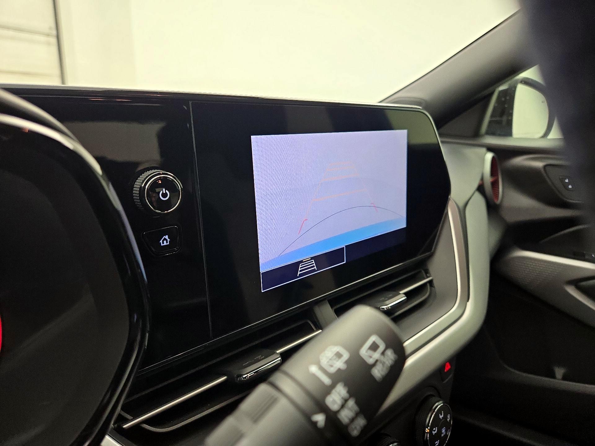 Thumbnail: 2024 Chevrolet Trax - 14