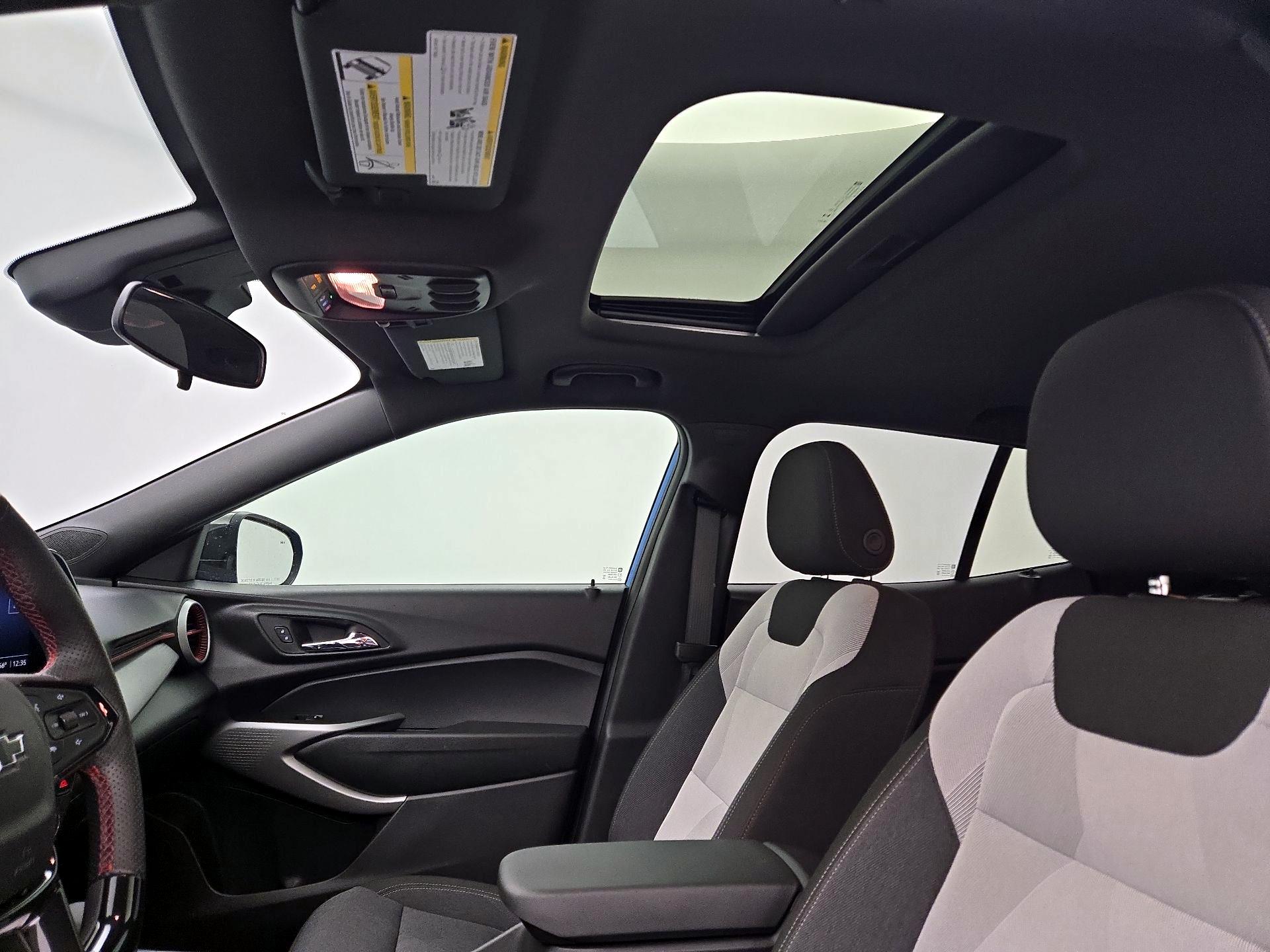 Thumbnail: 2024 Chevrolet Trax - 19