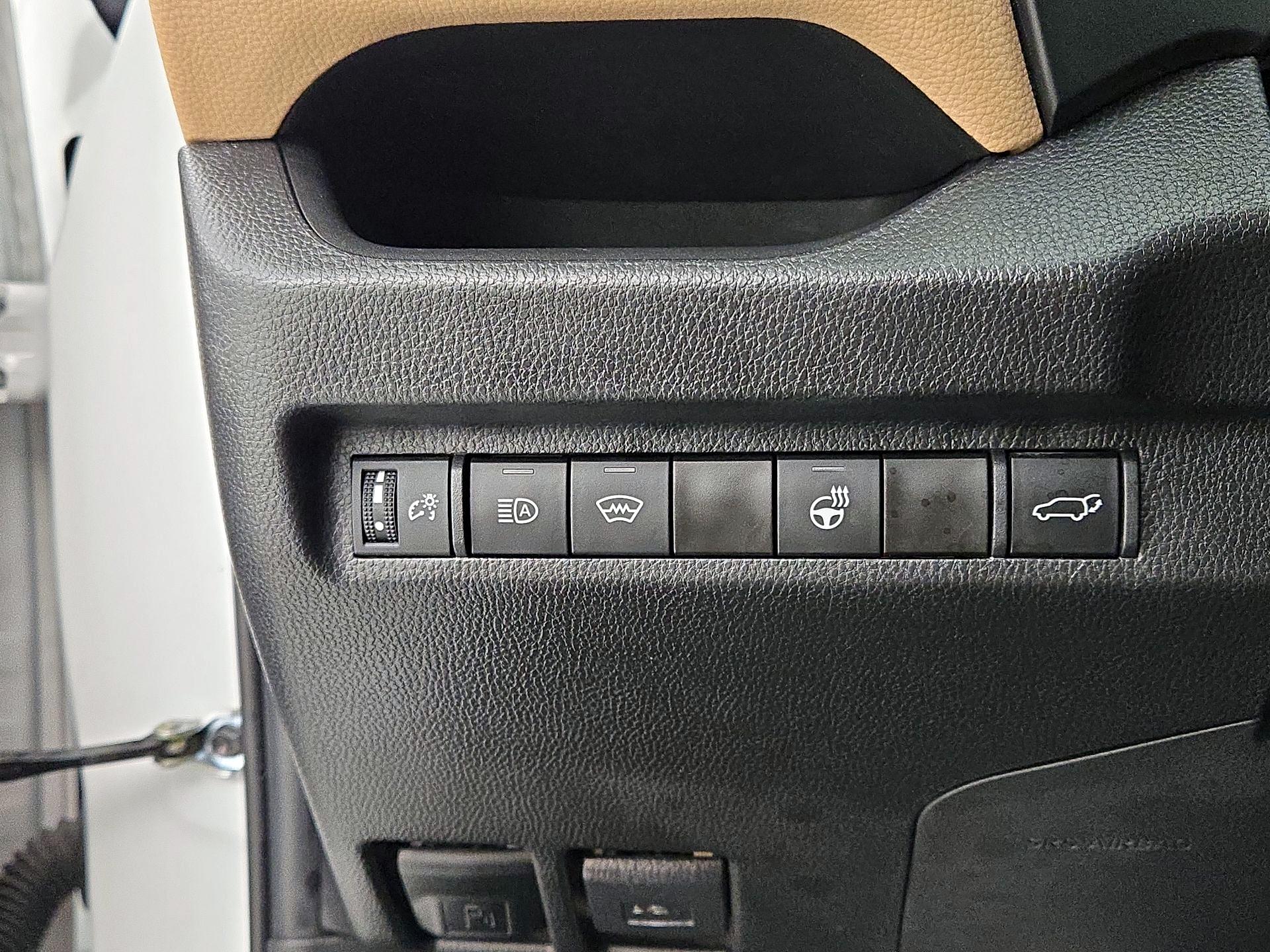 Thumbnail: 2023 Toyota RAV4 - 13