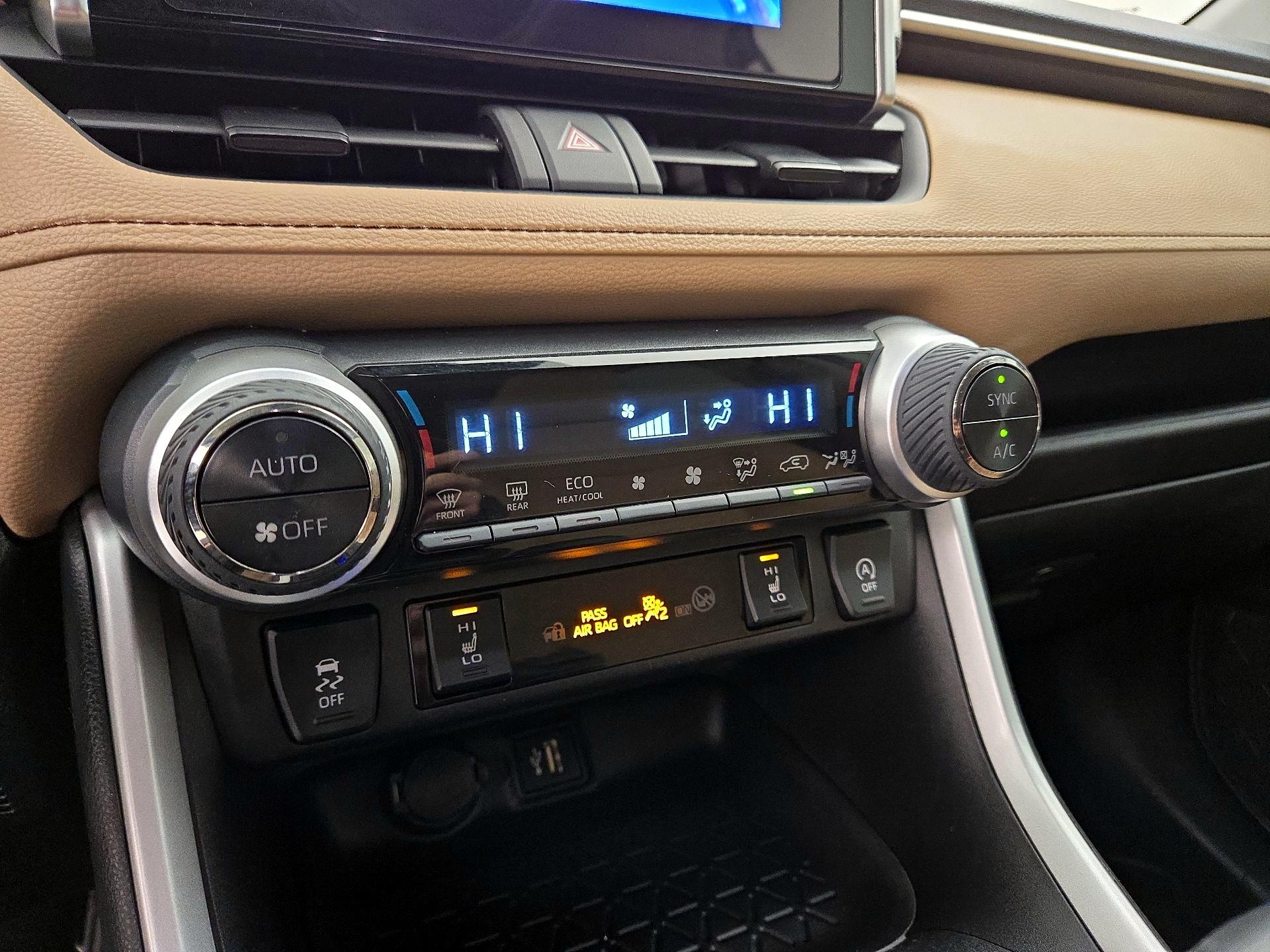 Thumbnail: 2023 Toyota RAV4 - 16