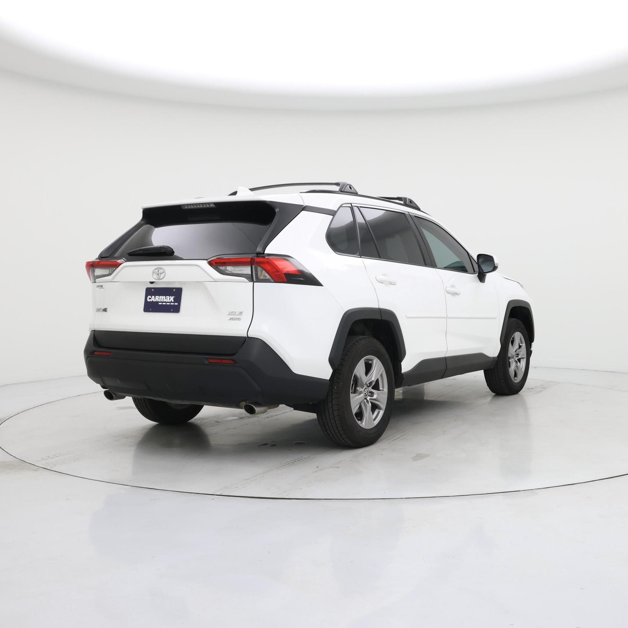 Thumbnail: 2023 Toyota RAV4 - 8