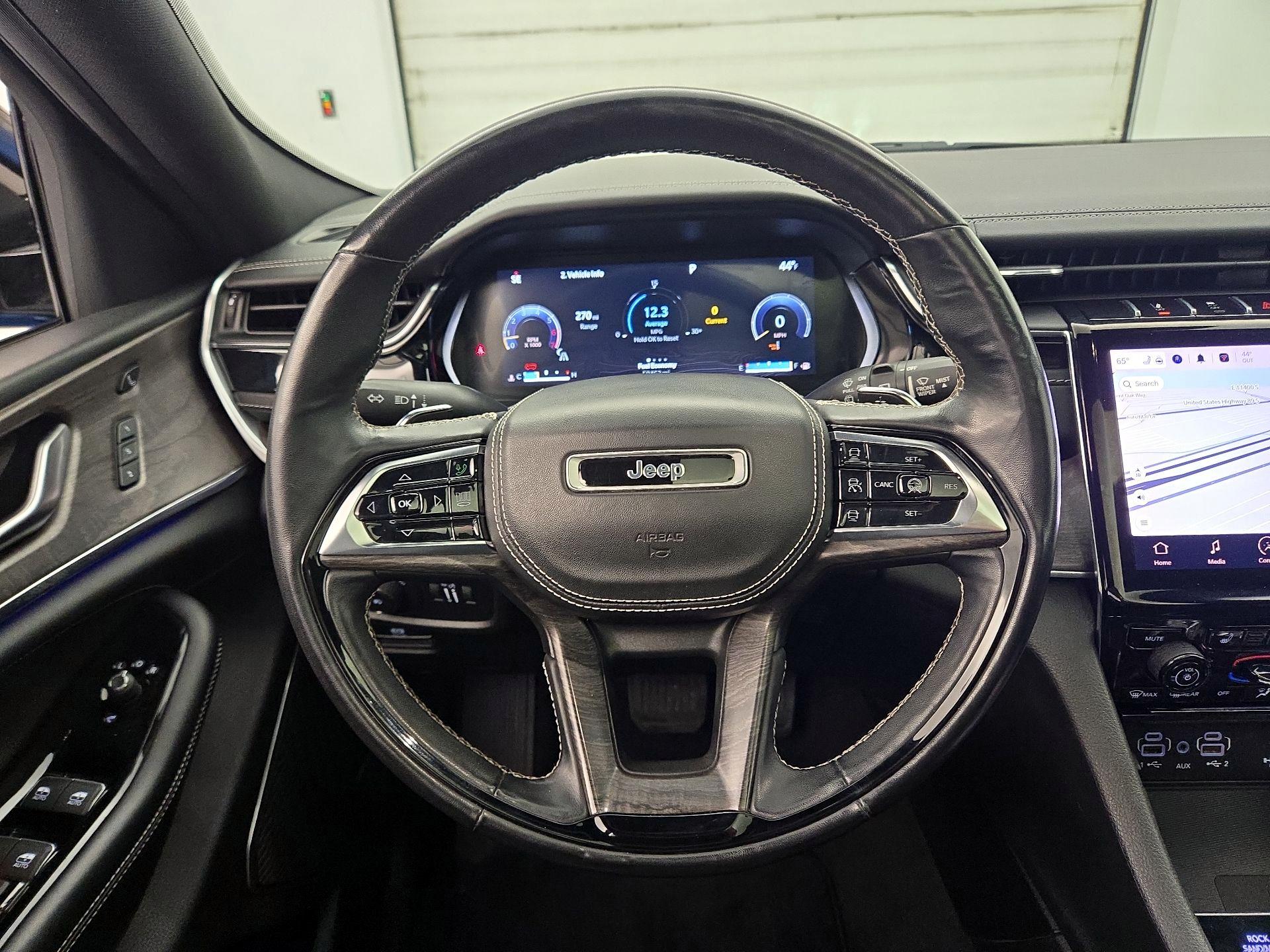 Thumbnail: 2023 Jeep Grand Cherokee L - 10