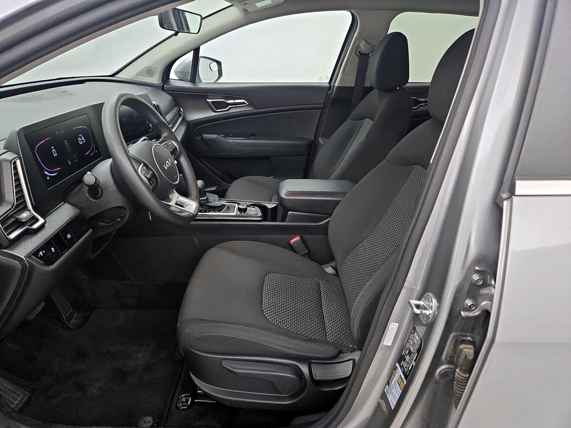 Thumbnail: 2023 Kia Sportage - 11