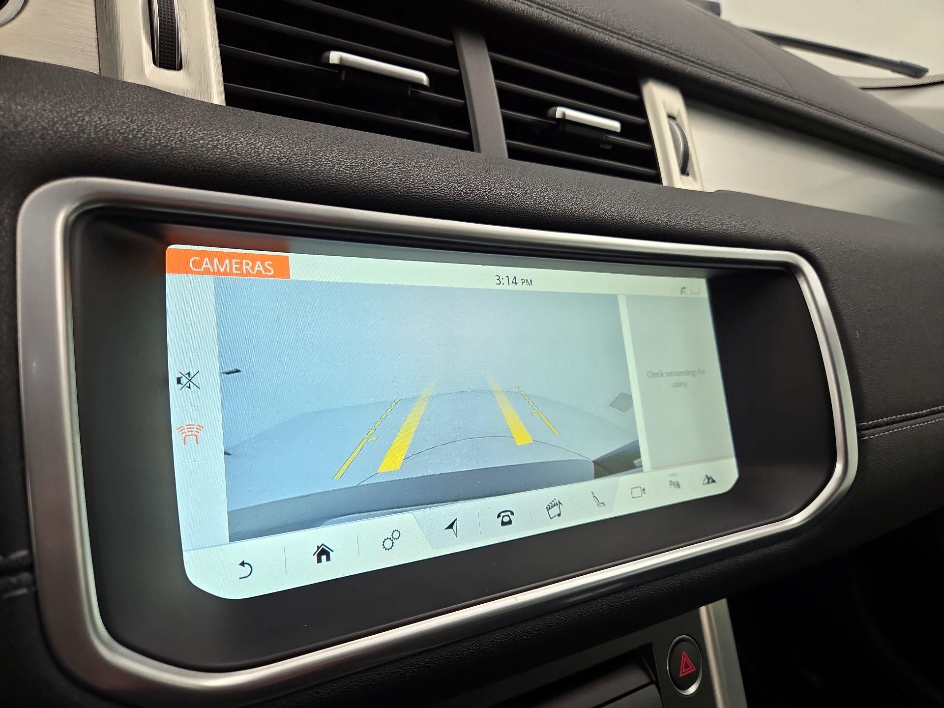 Thumbnail: 2017 Land Rover Range Rover Evoque - 15