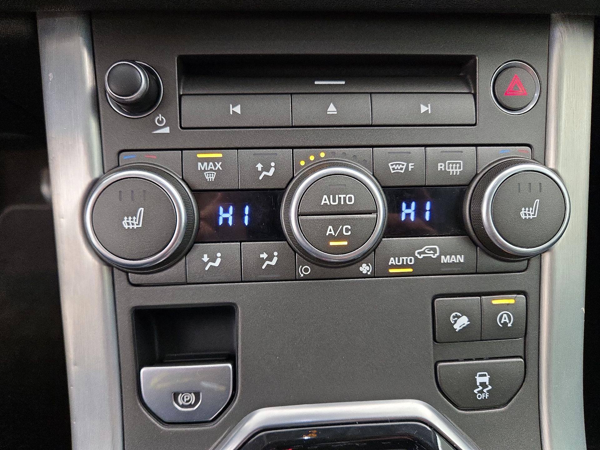 Thumbnail: 2017 Land Rover Range Rover Evoque - 17