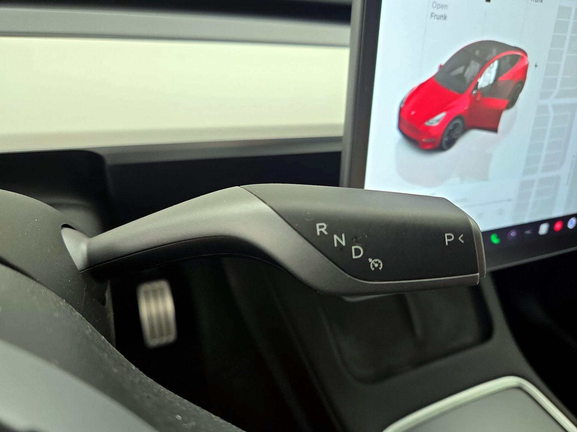 Thumbnail: 2022 Tesla Model Y - 17