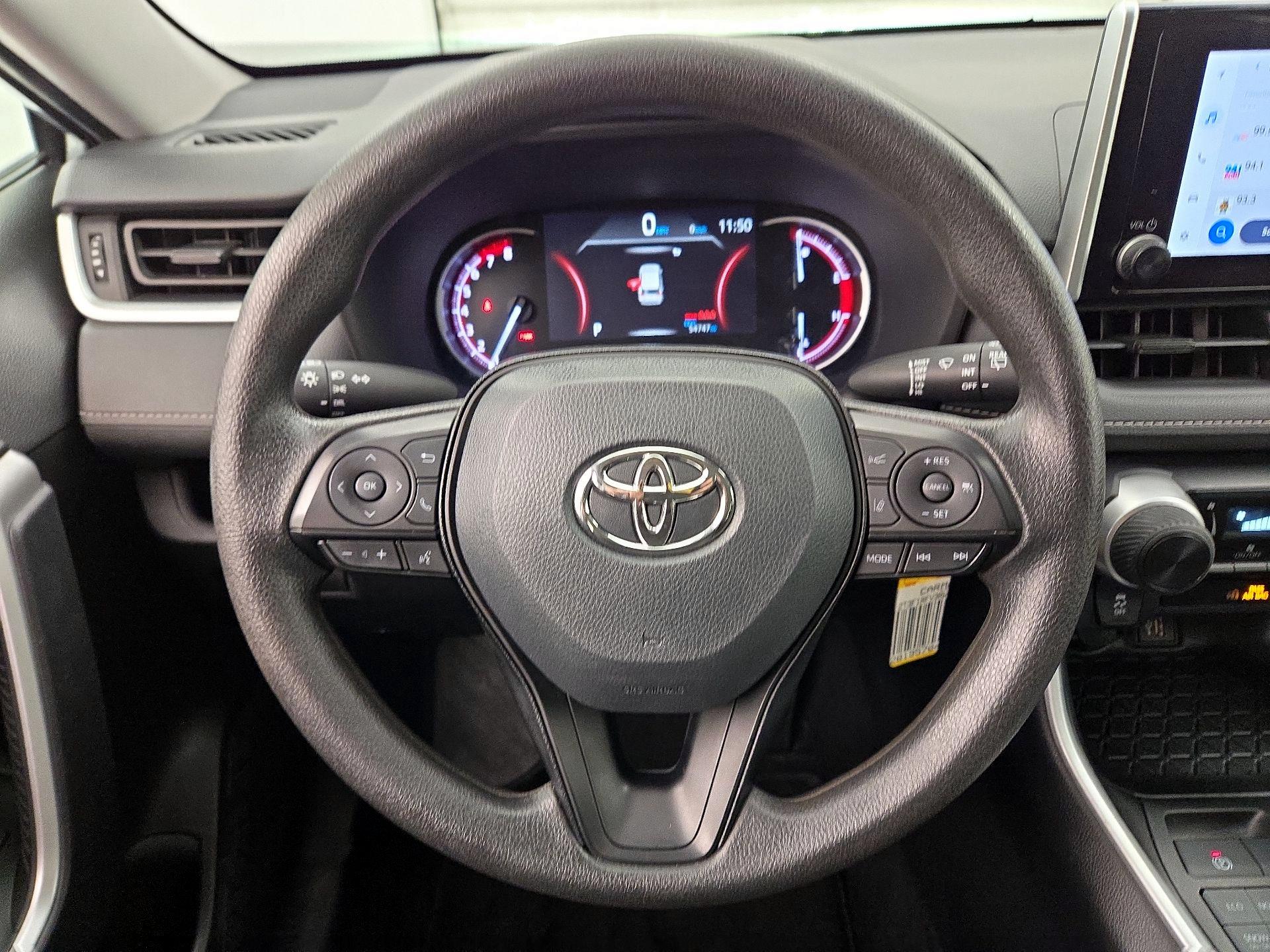 Thumbnail: 2024 Toyota RAV4 - 10