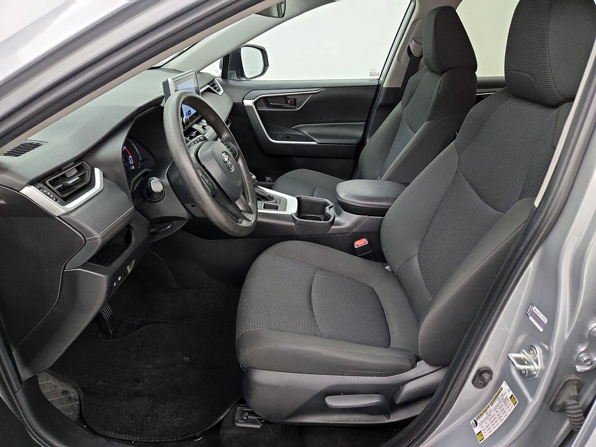 Thumbnail: 2024 Toyota RAV4 - 11