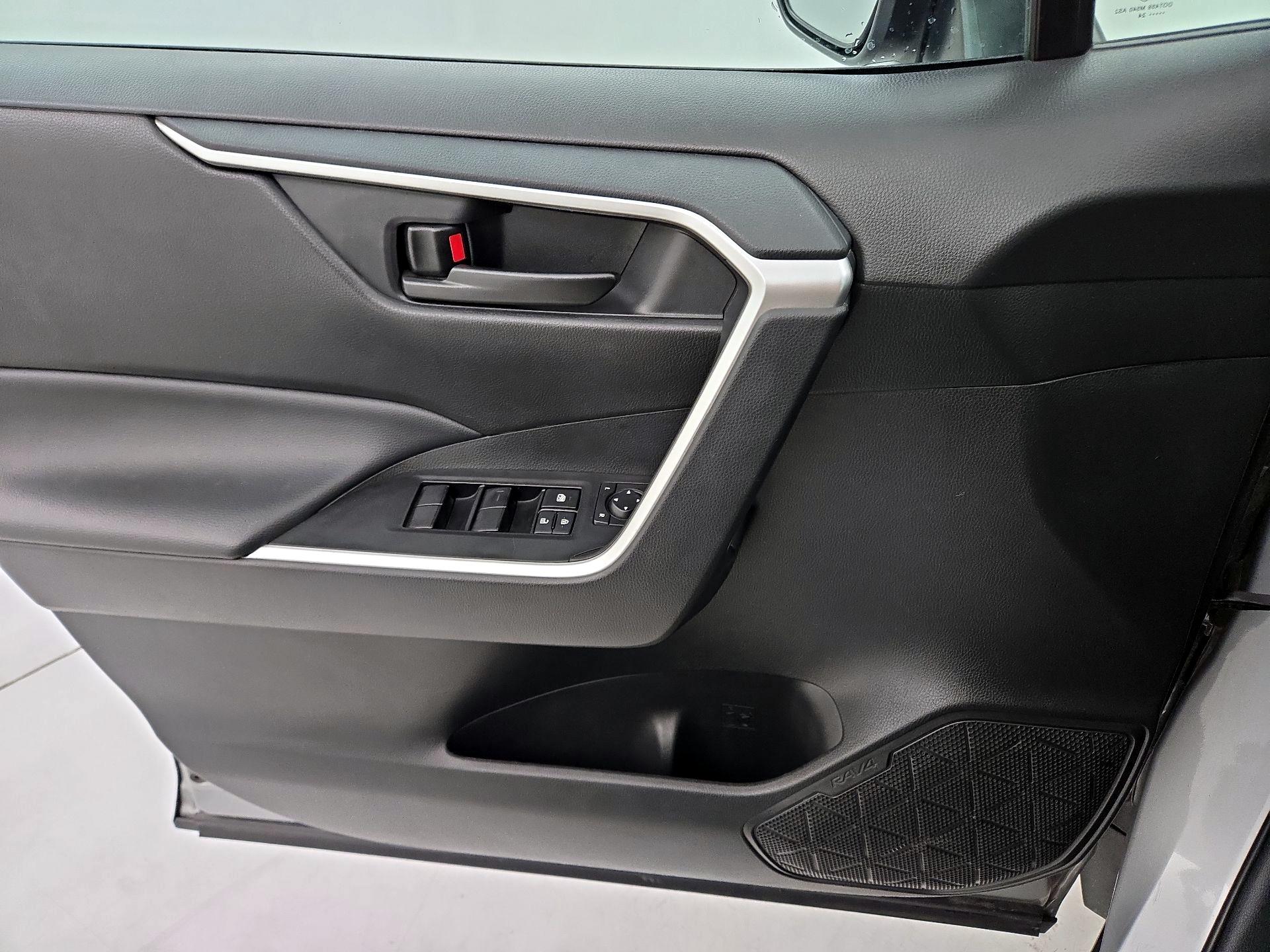 Thumbnail: 2024 Toyota RAV4 - 12