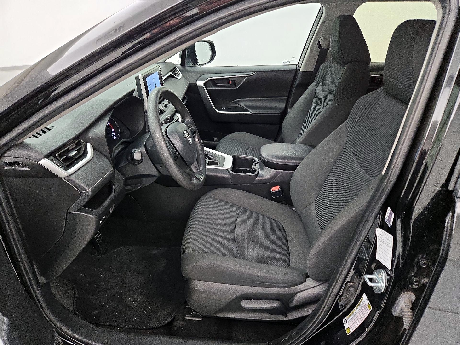 Thumbnail: 2024 Toyota RAV4 - 11