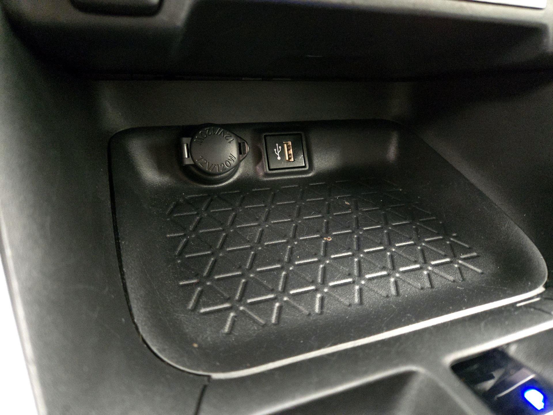 Thumbnail: 2024 Toyota RAV4 - 18