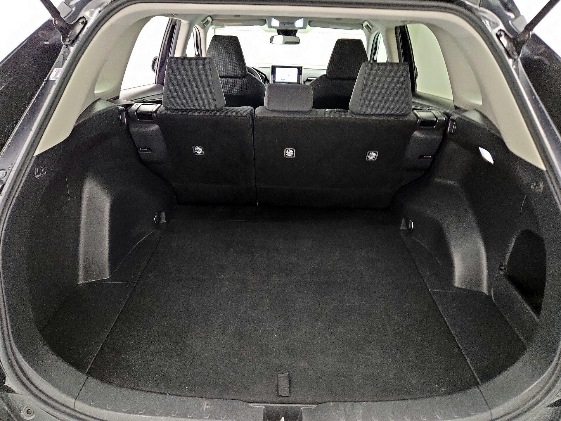 Thumbnail: 2024 Toyota RAV4 - 20