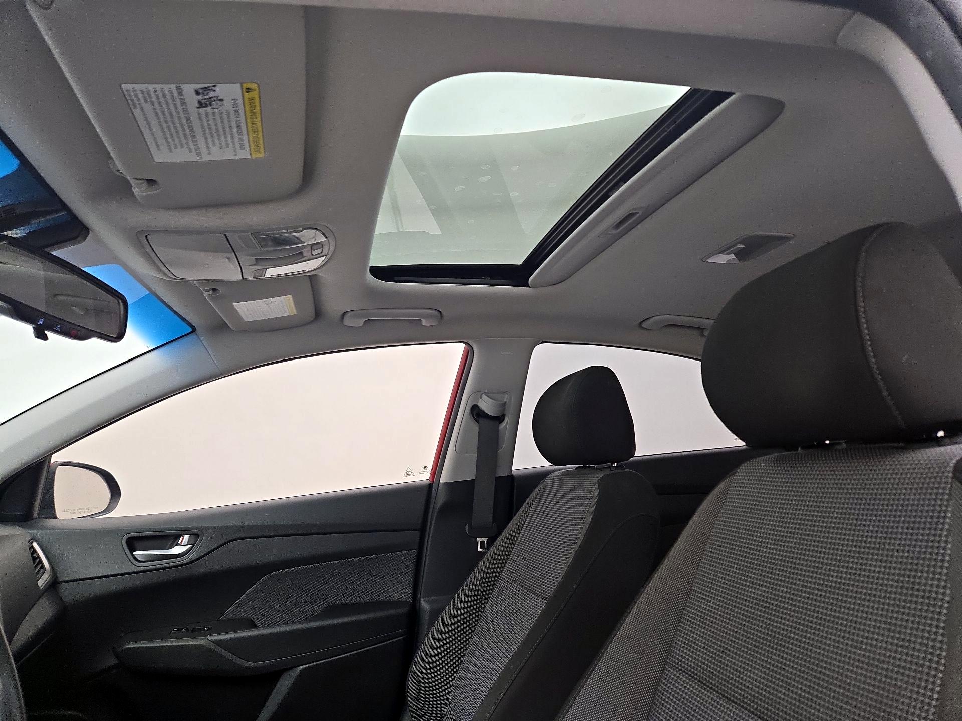 Thumbnail: 2018 Hyundai Accent - 19