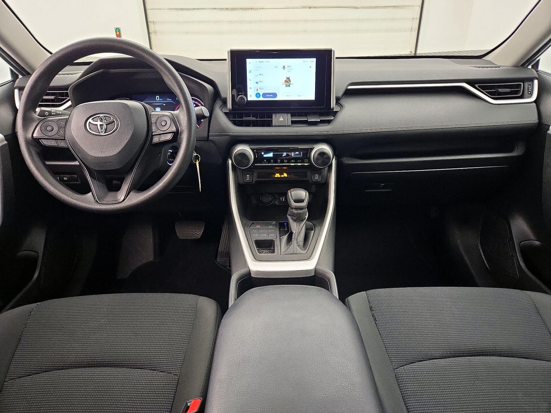 Thumbnail: 2024 Toyota RAV4 - 9