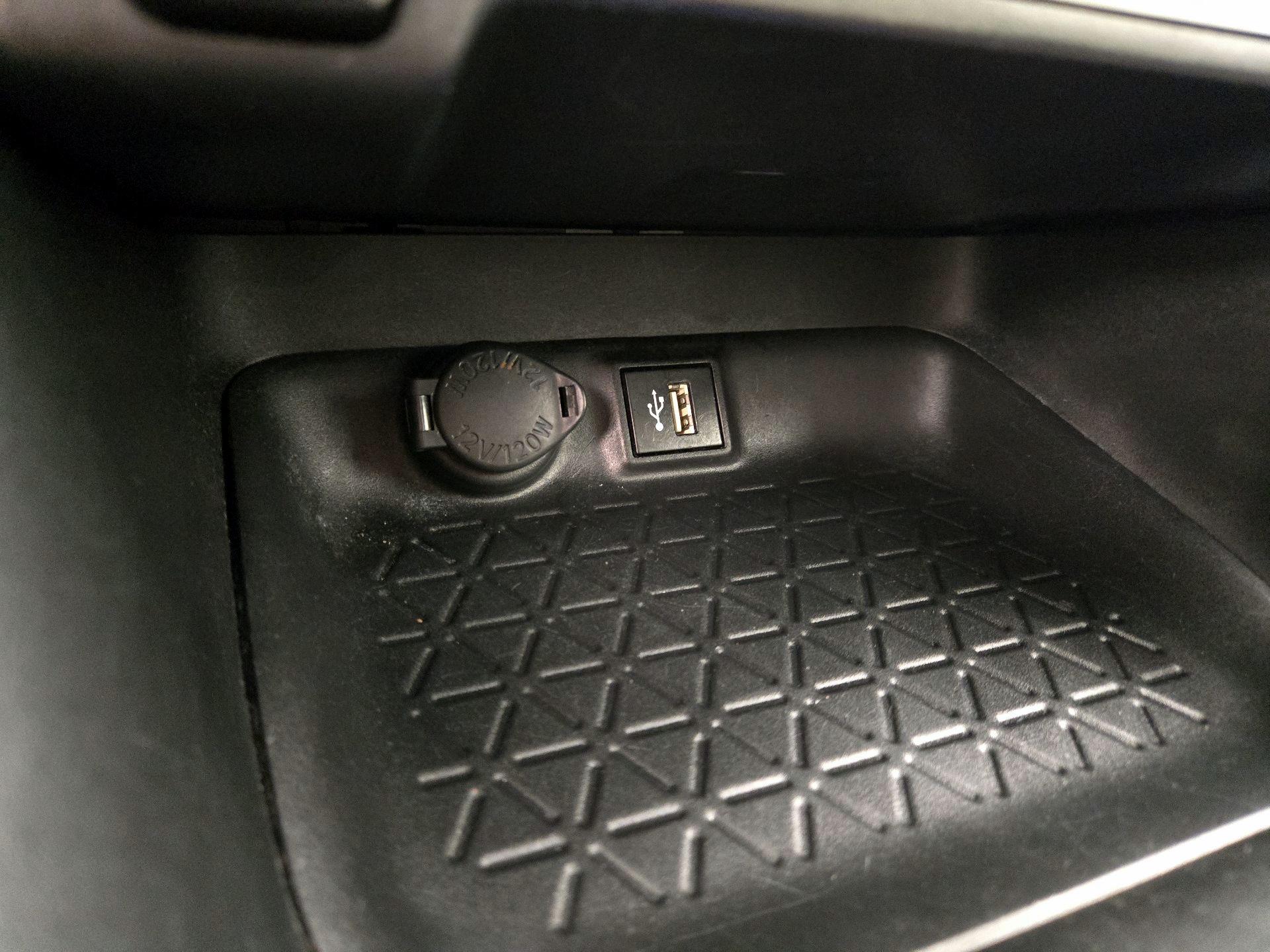 Thumbnail: 2024 Toyota RAV4 - 18