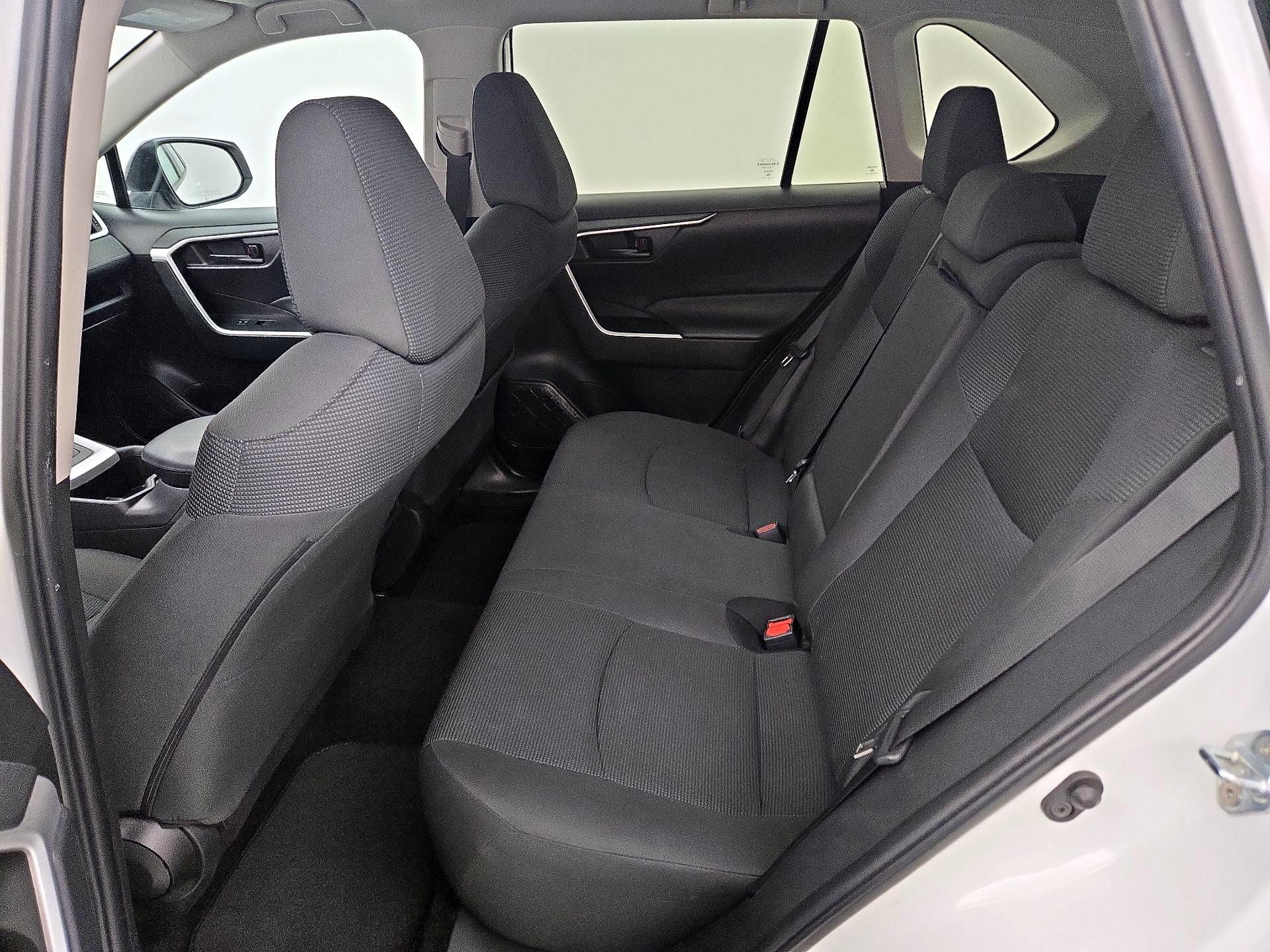 Thumbnail: 2024 Toyota RAV4 - 19