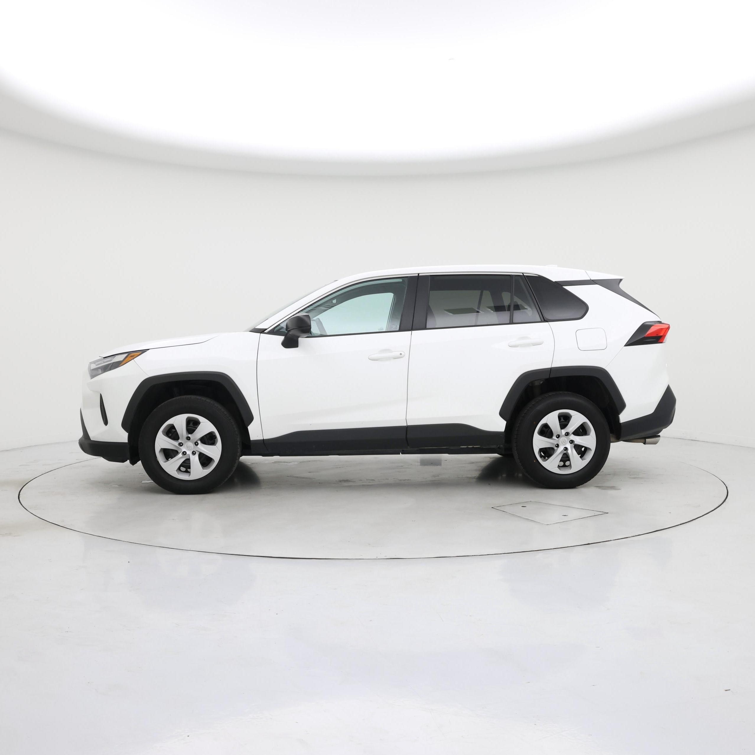 Thumbnail: 2024 Toyota RAV4 - 3