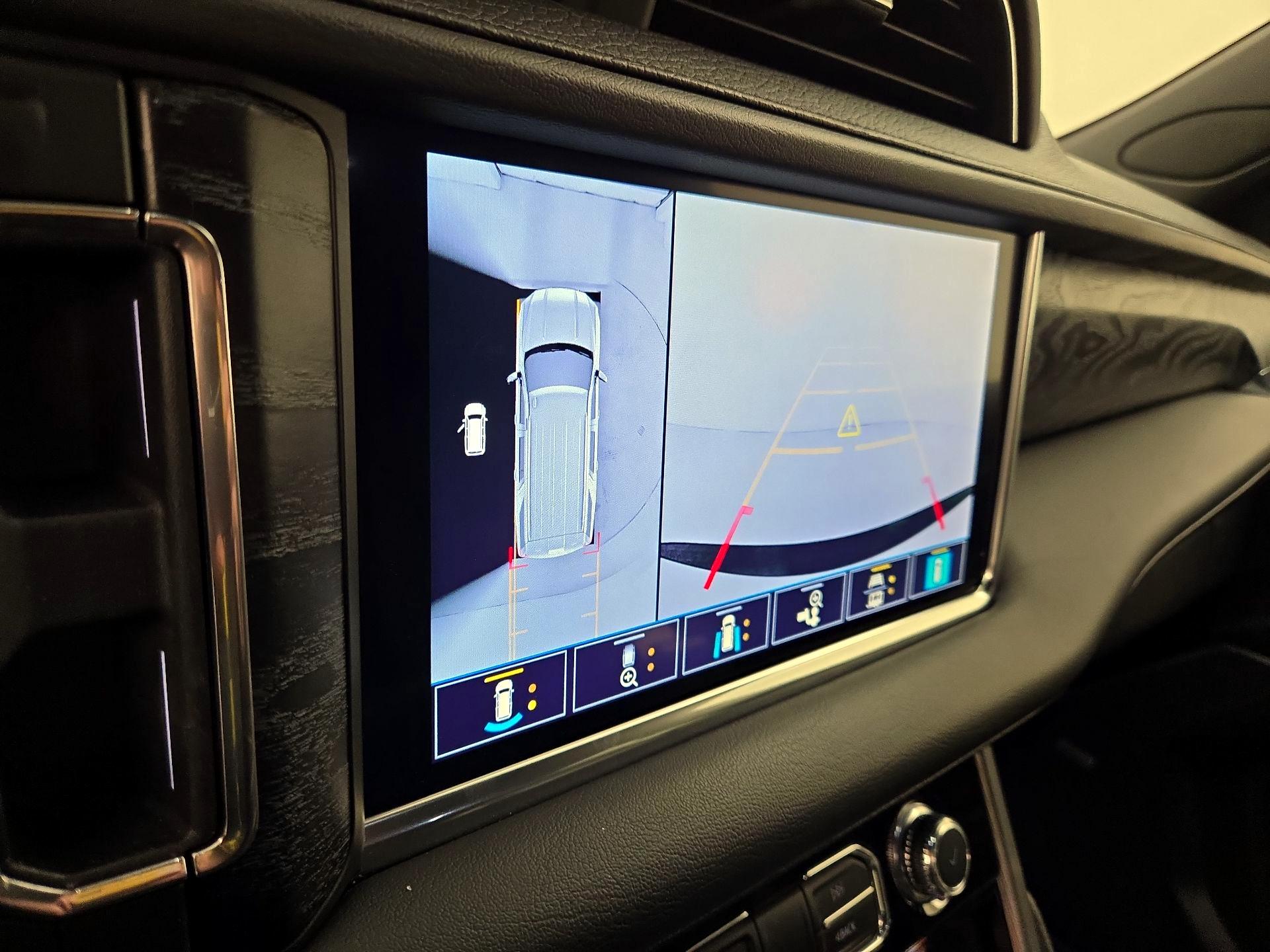 Thumbnail: 2021 GMC Yukon - 15