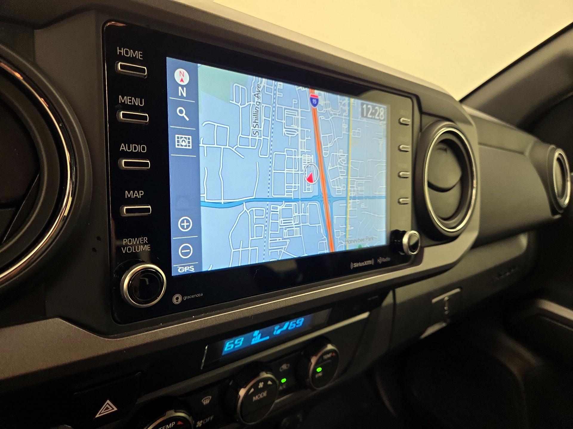 Thumbnail: 2023 Toyota Tacoma - 14