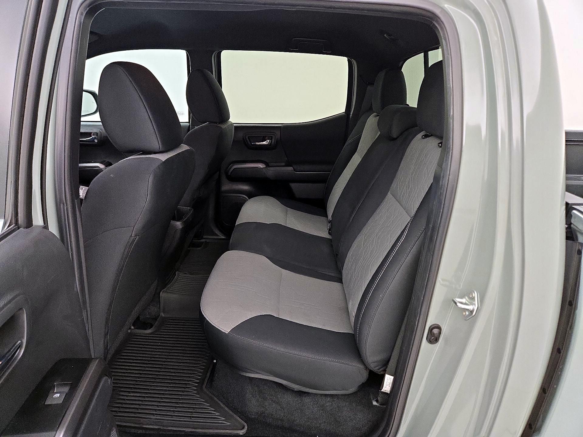 Thumbnail: 2023 Toyota Tacoma - 20