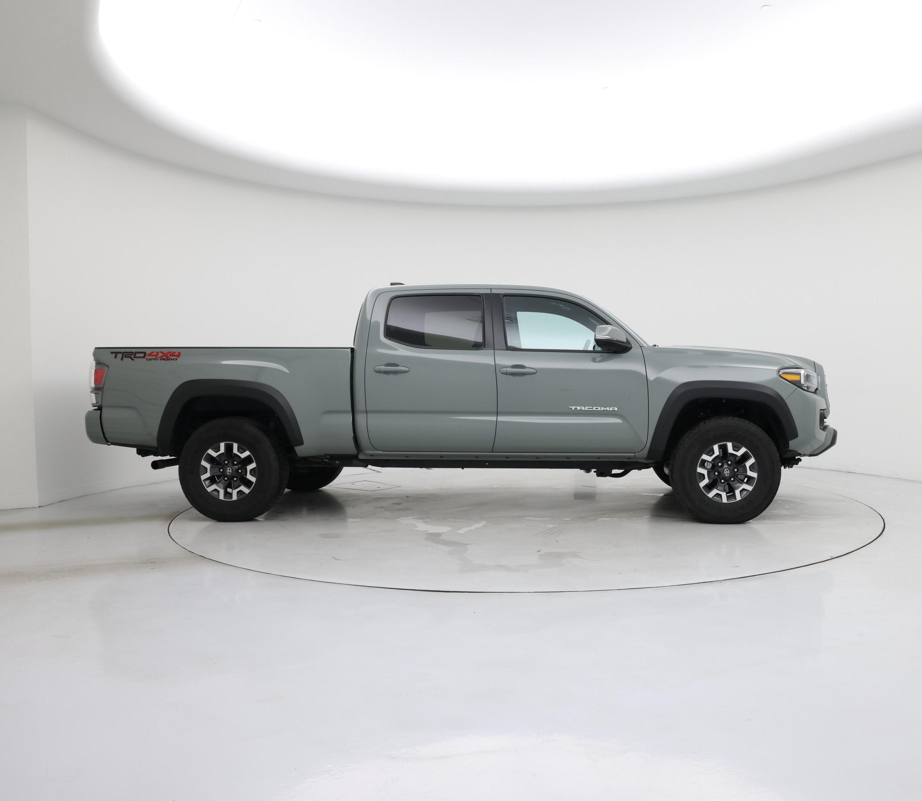 Thumbnail: 2023 Toyota Tacoma - 7