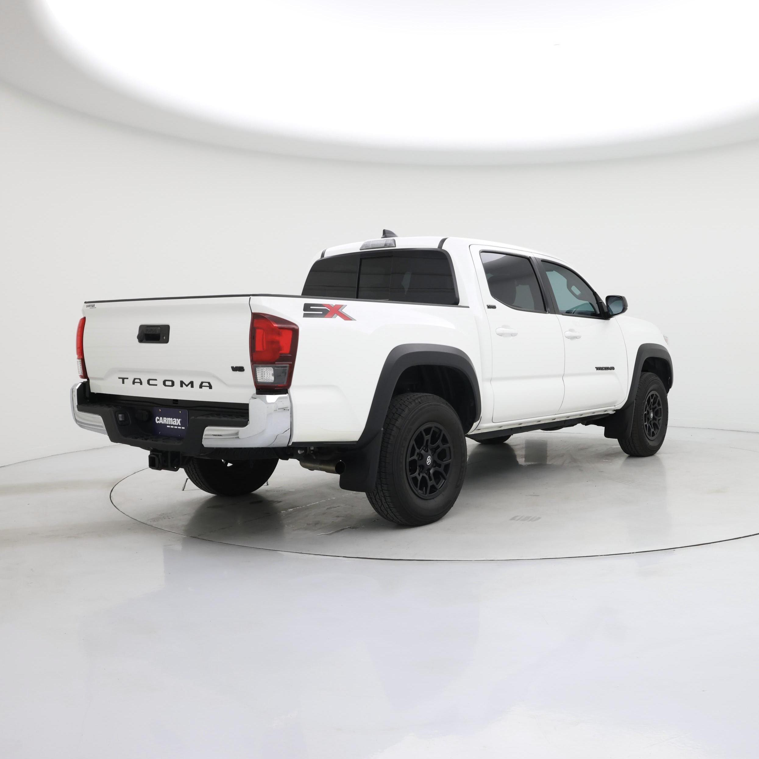 Thumbnail: 2023 Toyota Tacoma - 8