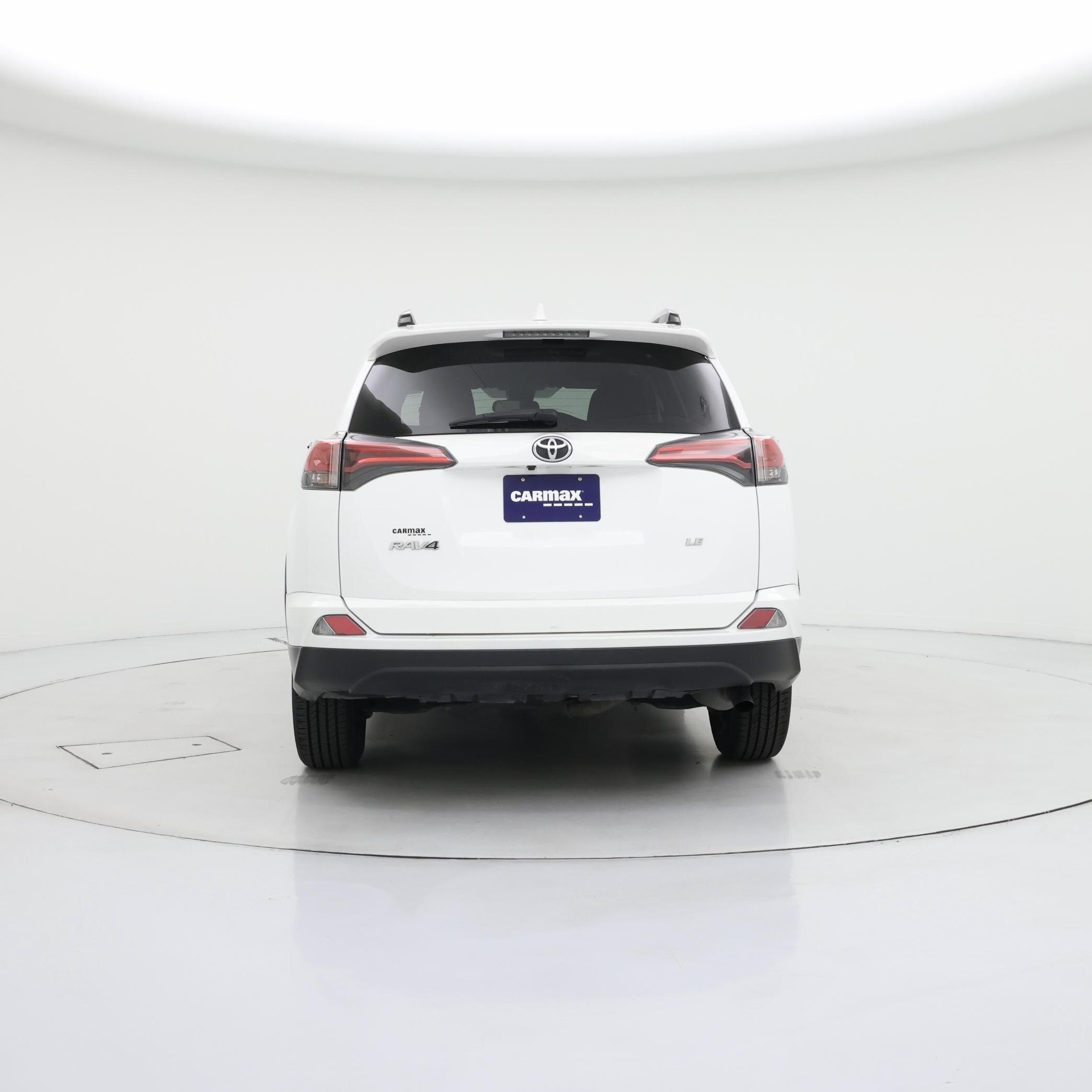 Thumbnail: 2018 Toyota RAV4 - 6