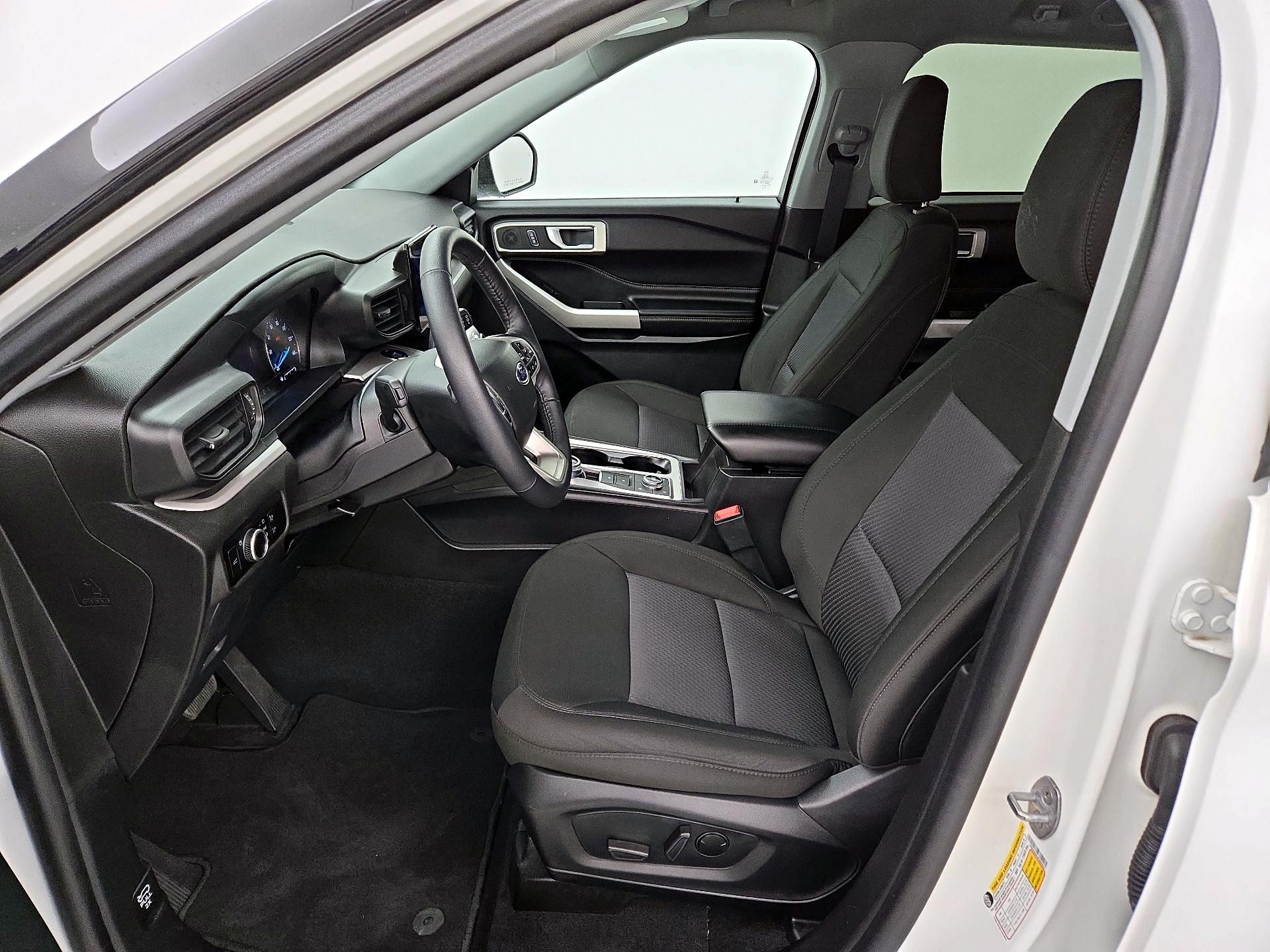 Thumbnail: 2023 Ford Explorer - 11