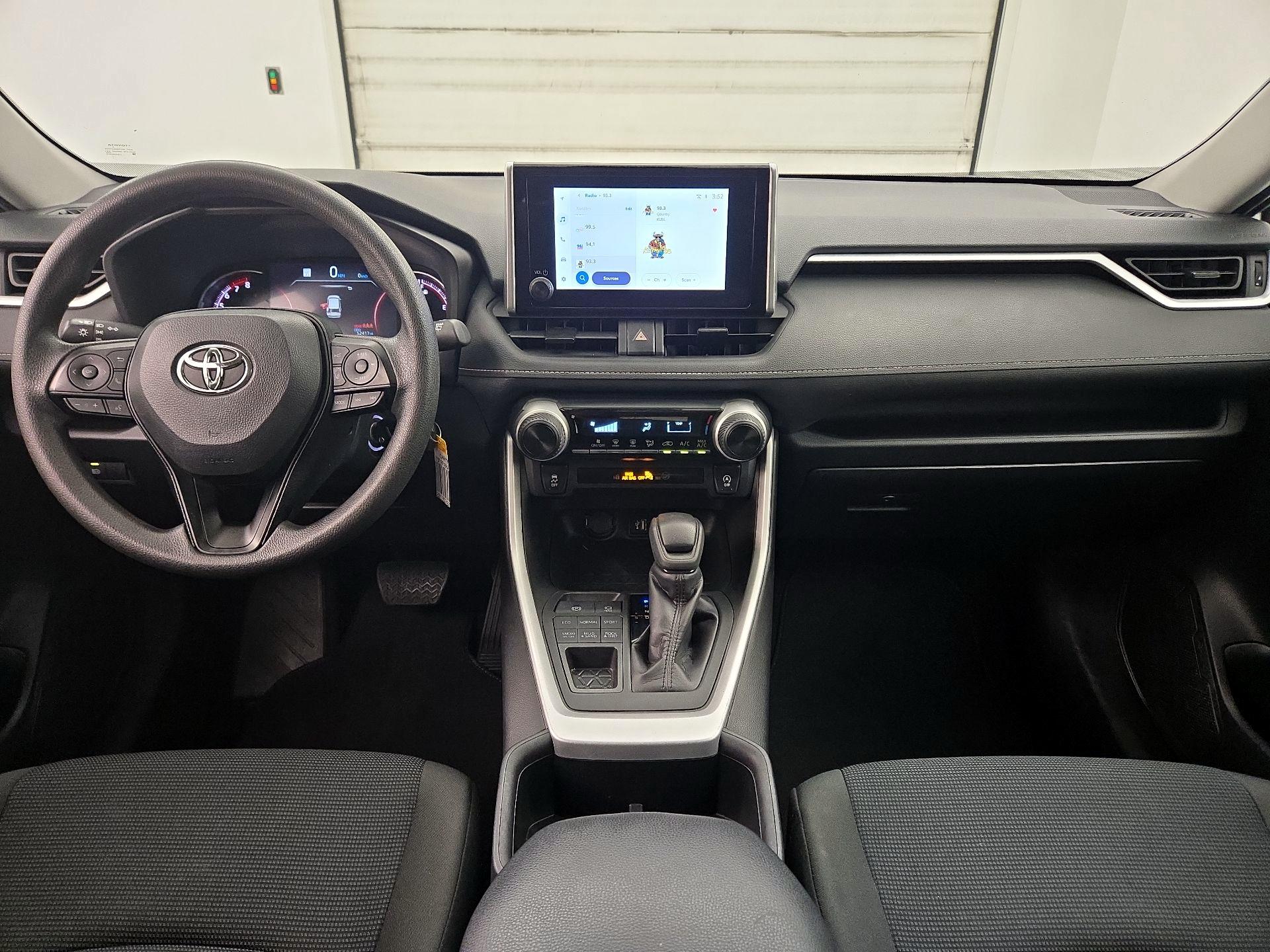 Thumbnail: 2024 Toyota RAV4 - 9