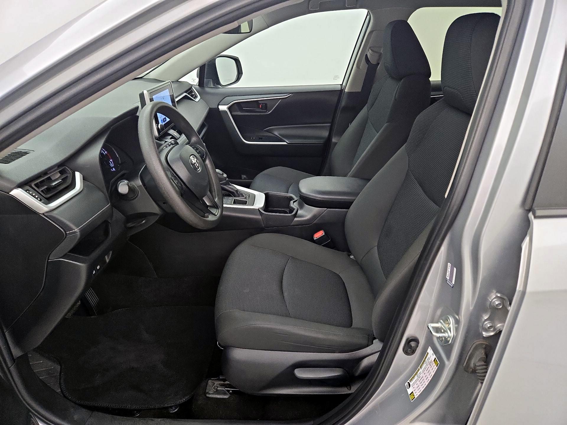 Thumbnail: 2024 Toyota RAV4 - 11