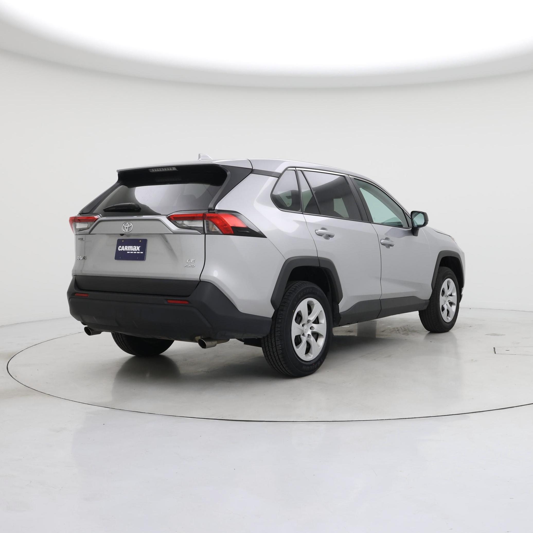 Thumbnail: 2024 Toyota RAV4 - 8