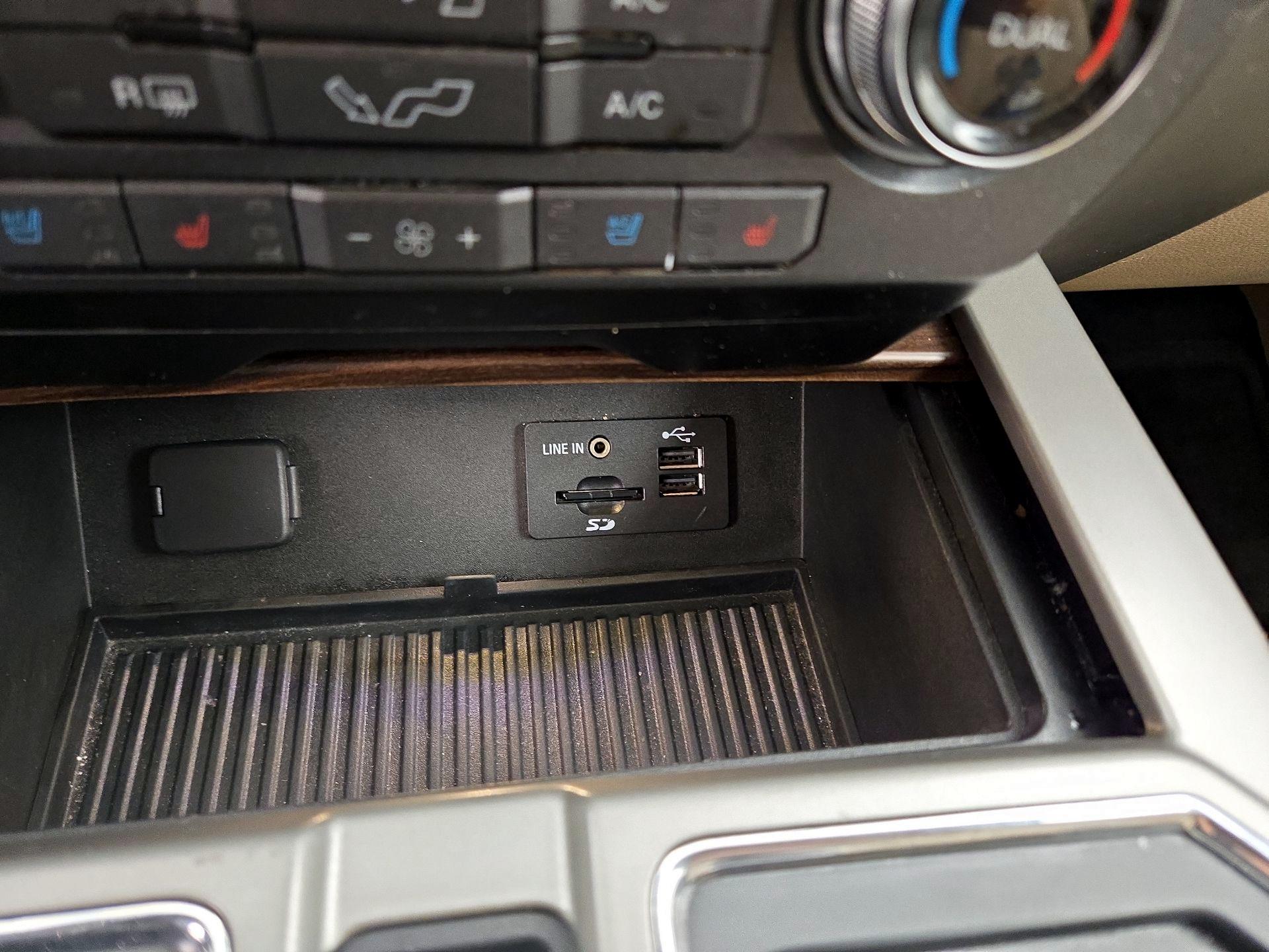 Thumbnail: 2015 Ford F-150 - 19