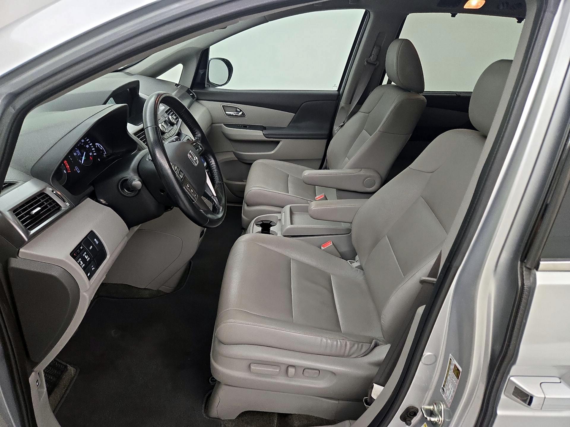 Thumbnail: 2015 Honda Odyssey - 11