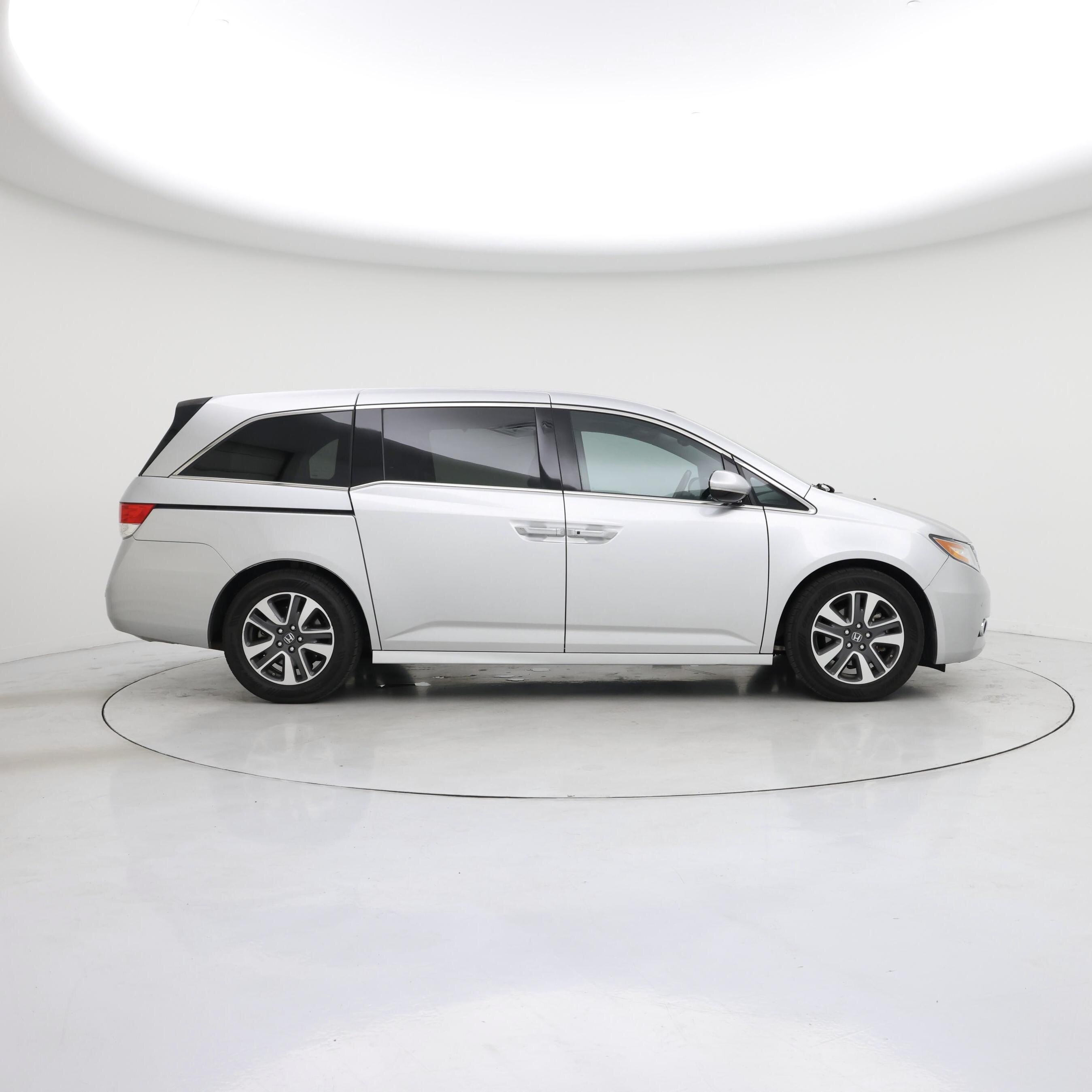 Thumbnail: 2015 Honda Odyssey - 7