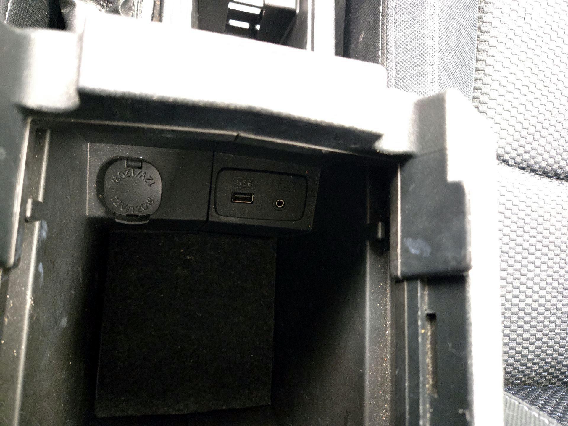 Thumbnail: 2014 Subaru Forester - 18