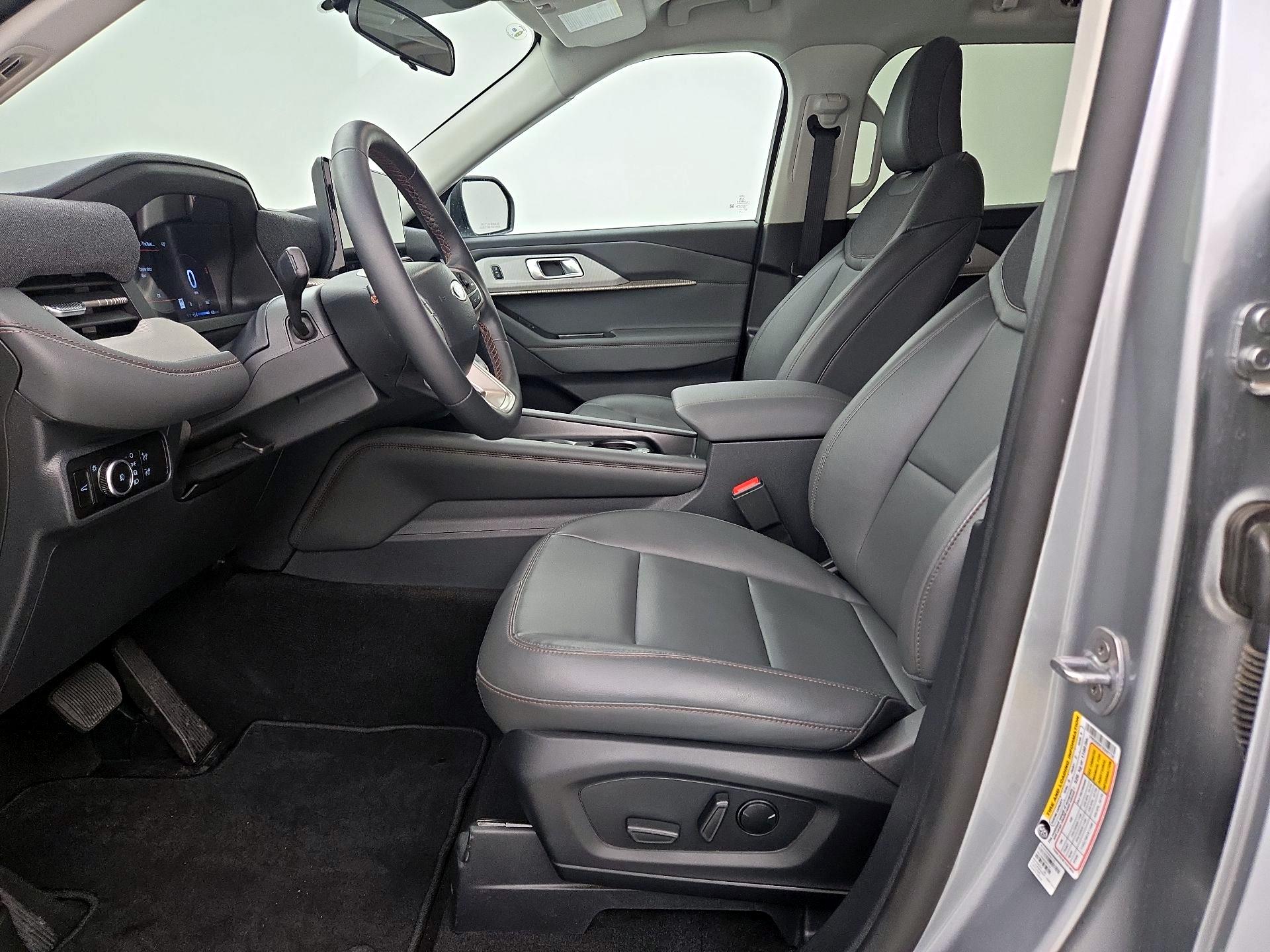 Thumbnail: 2025 Ford Explorer - 11