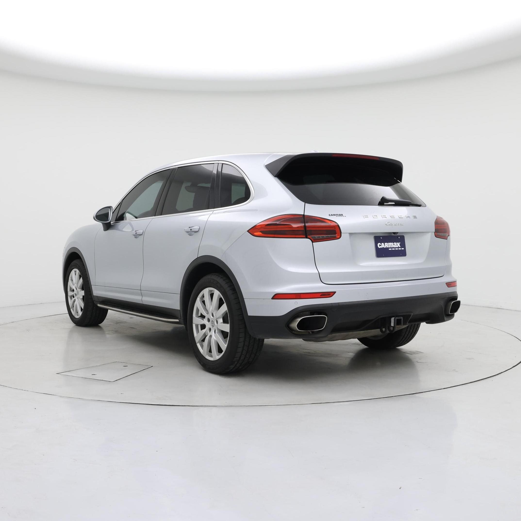 Thumbnail: 2016 Porsche Cayenne - 2