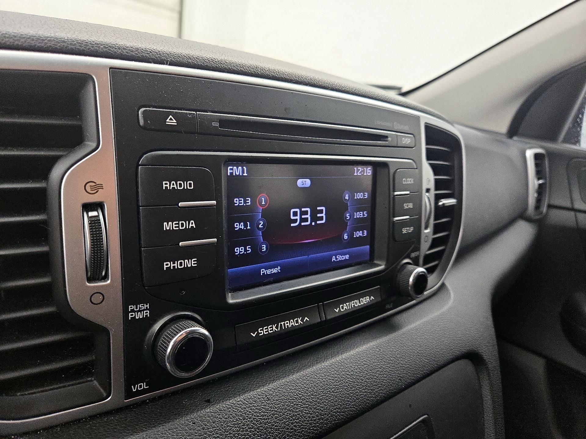 Thumbnail: 2018 Kia Sportage - 15