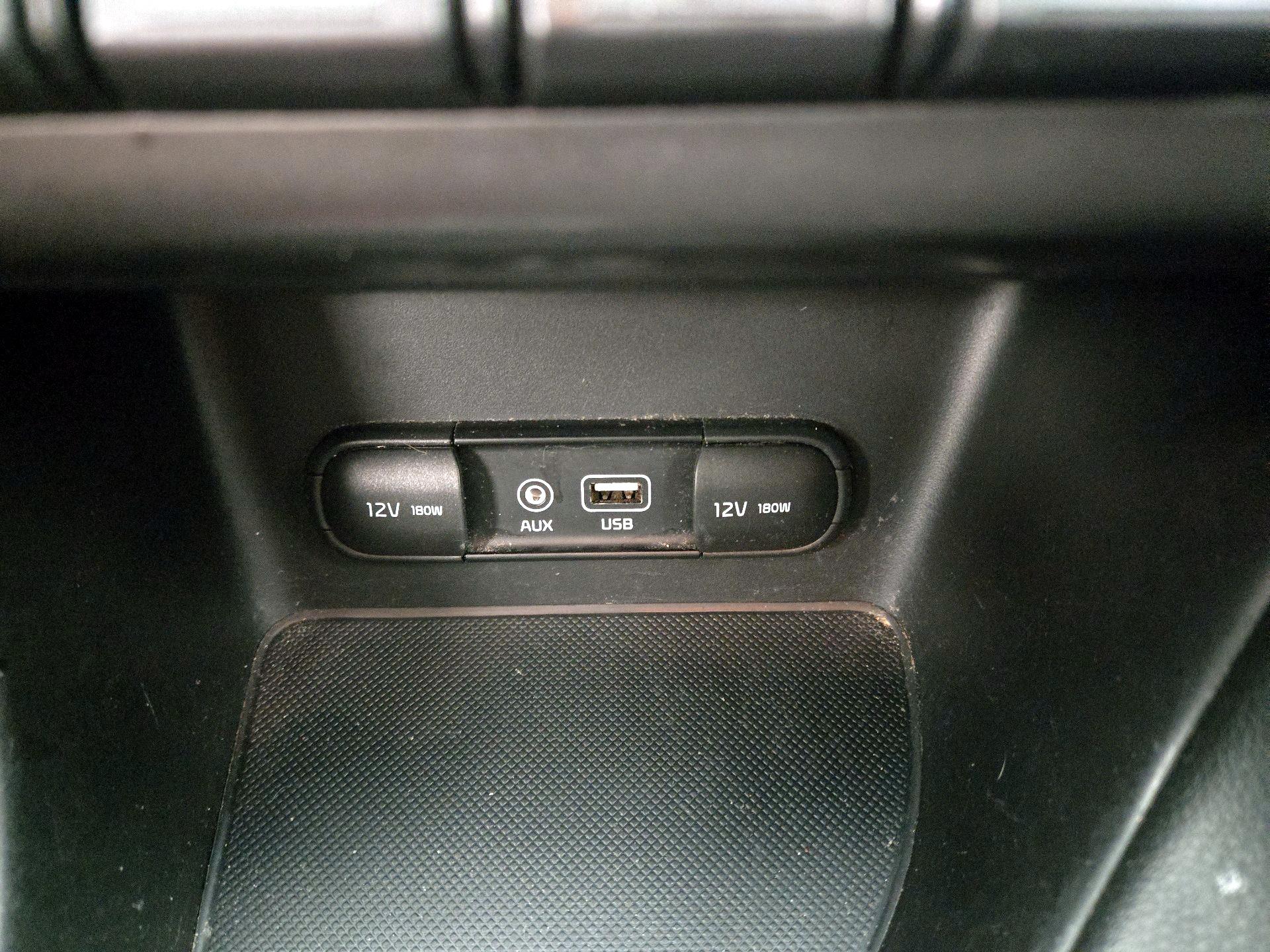 Thumbnail: 2018 Kia Sportage - 18