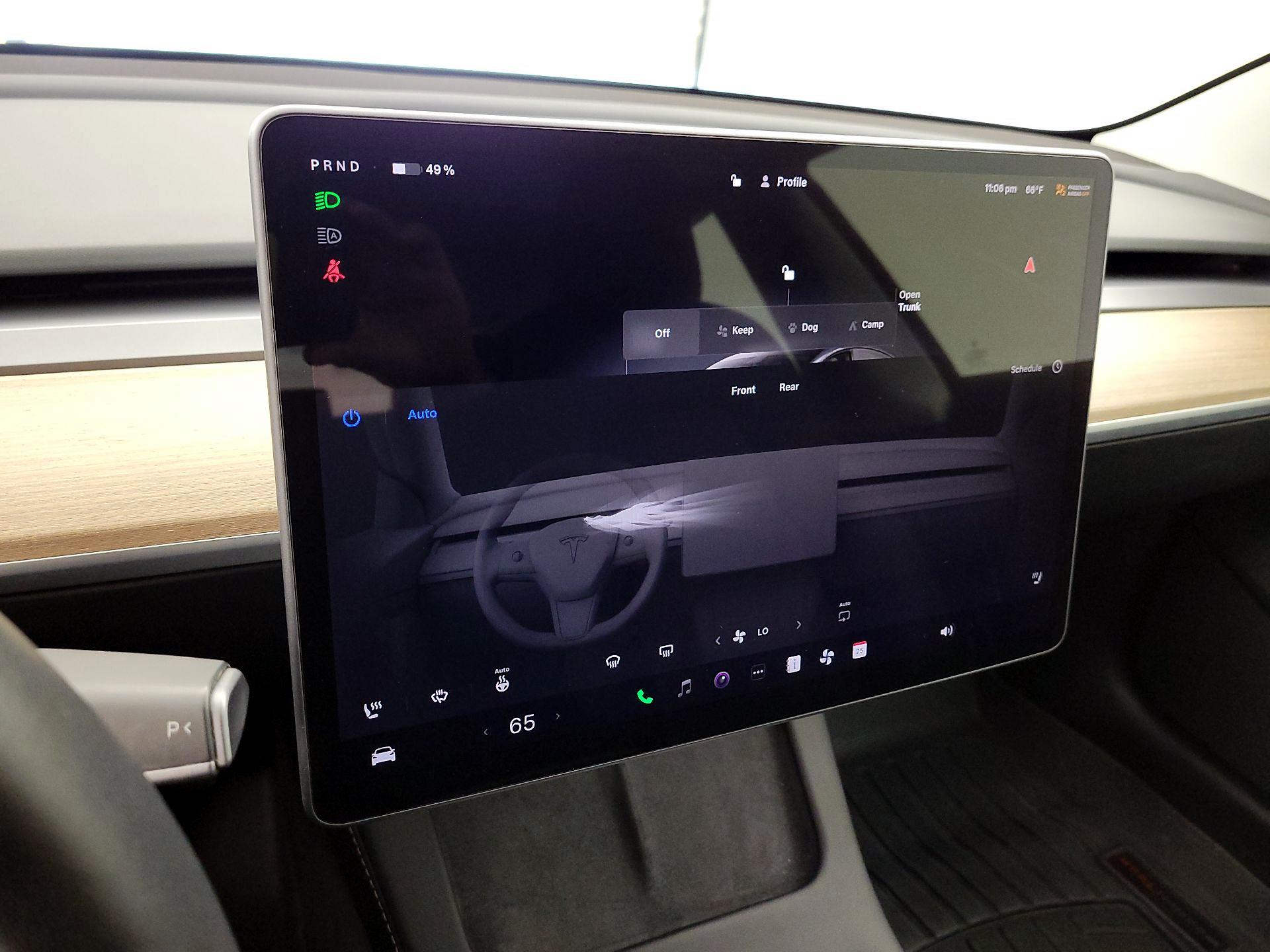 Thumbnail: 2023 Tesla Model 3 - 16