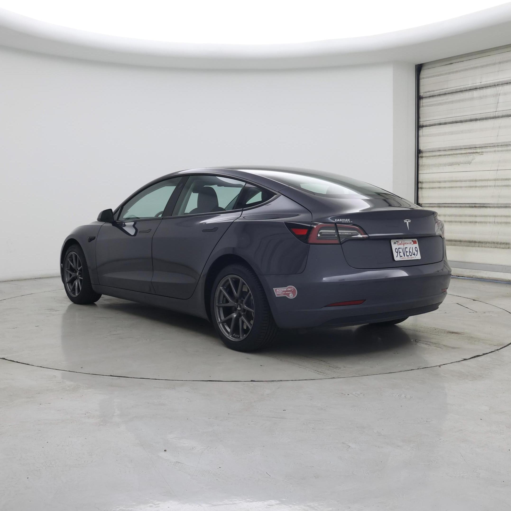 Thumbnail: 2023 Tesla Model 3 - 2