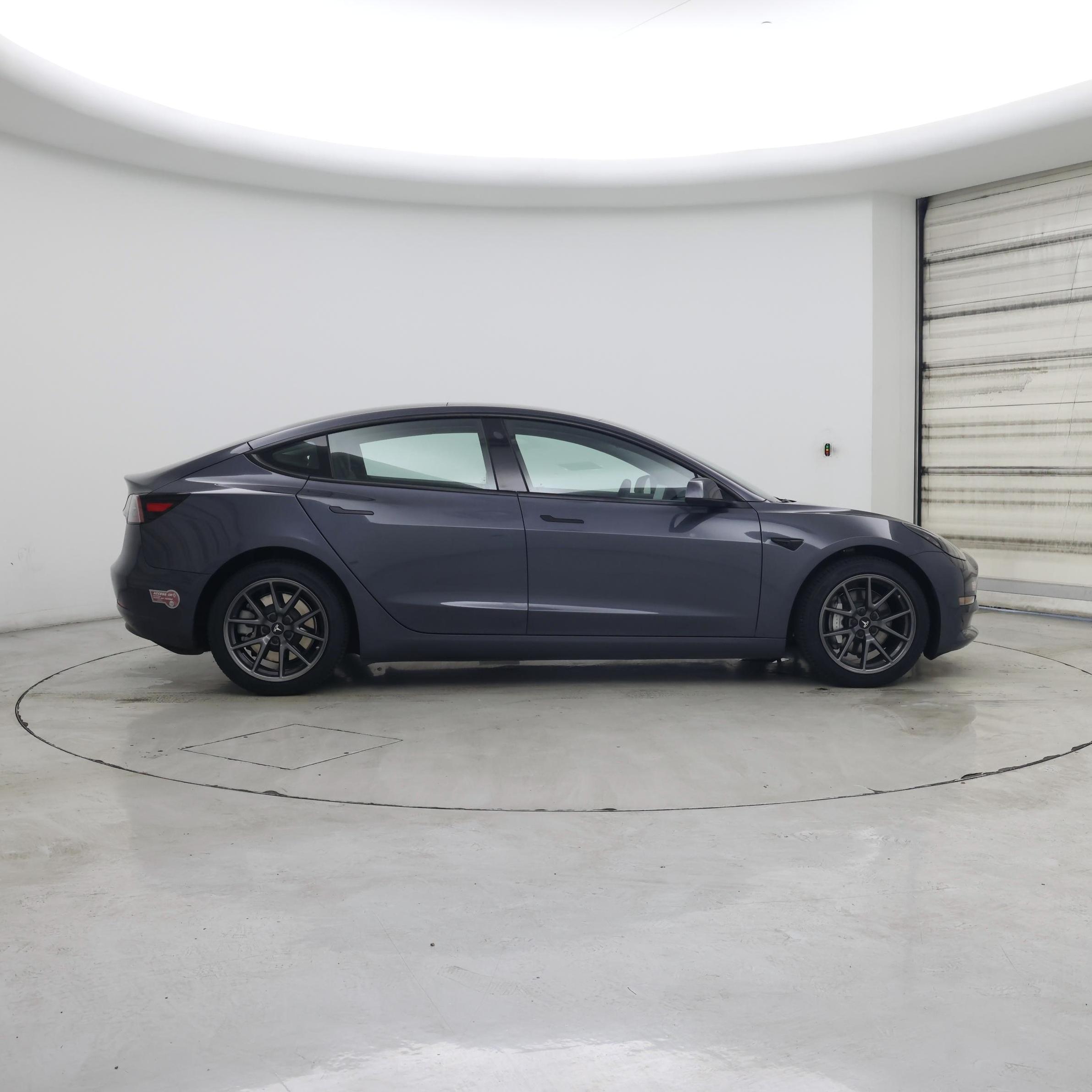 Thumbnail: 2023 Tesla Model 3 - 7