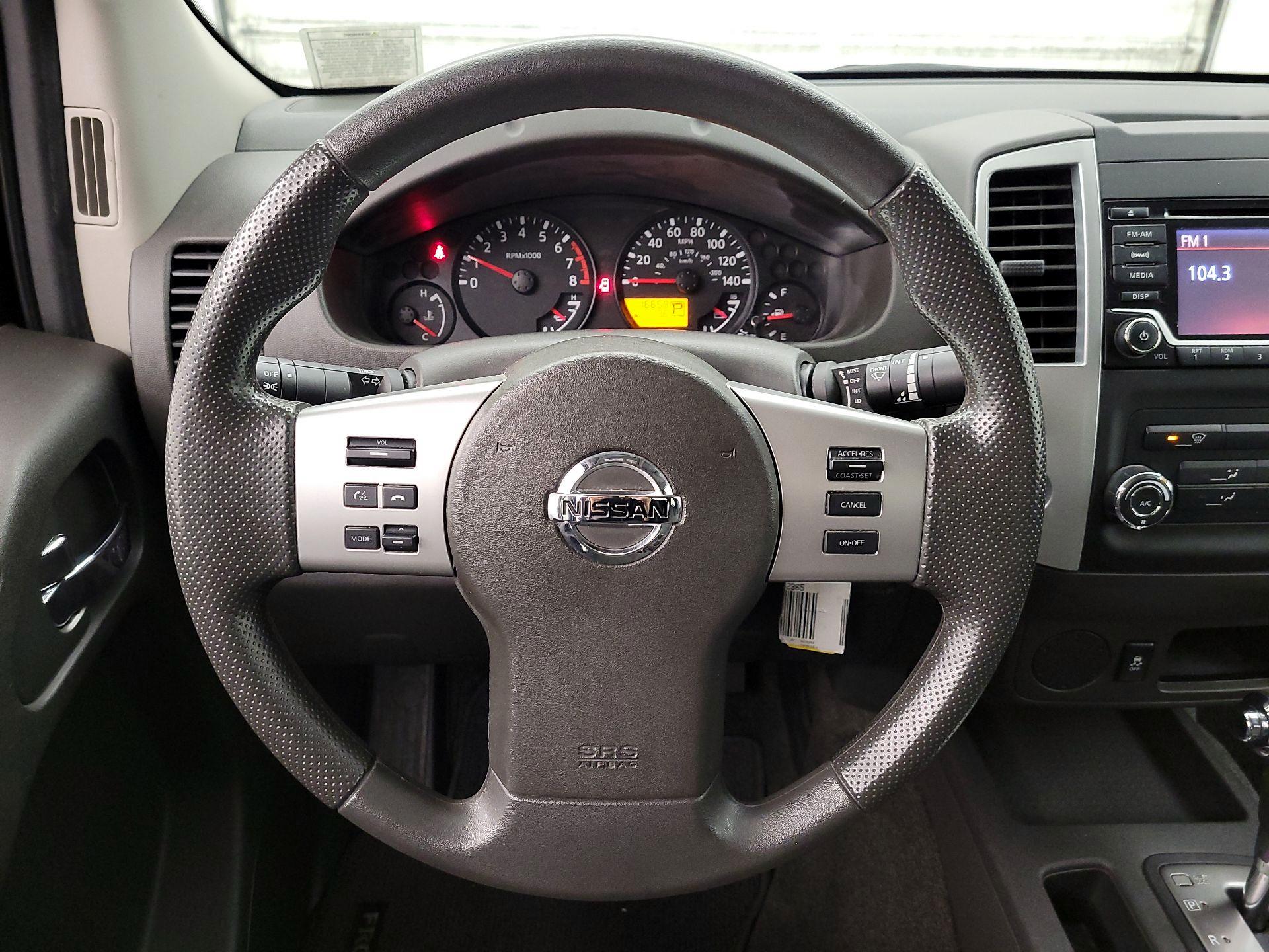 Thumbnail: 2016 Nissan Frontier - 10