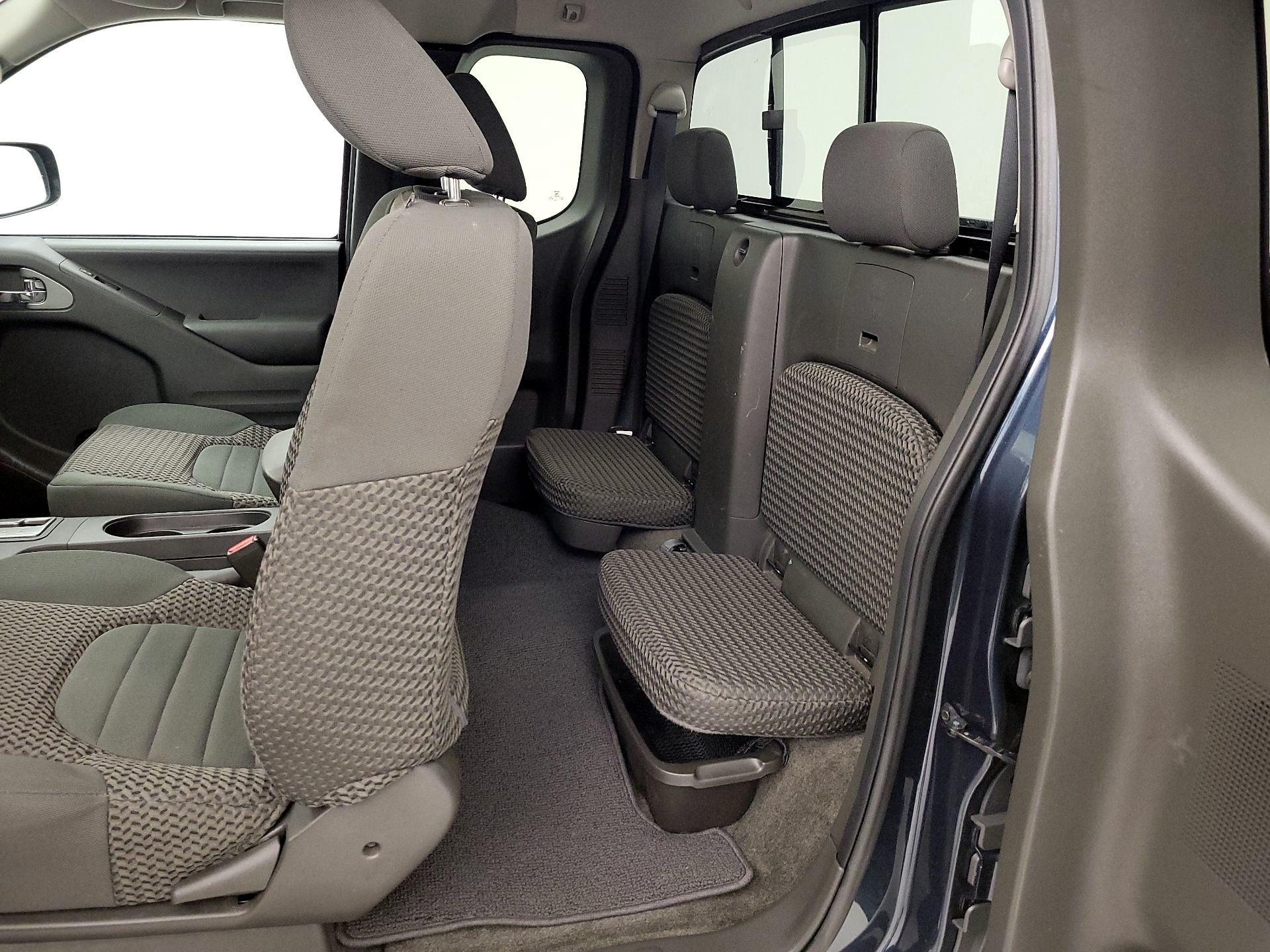 Thumbnail: 2016 Nissan Frontier - 17