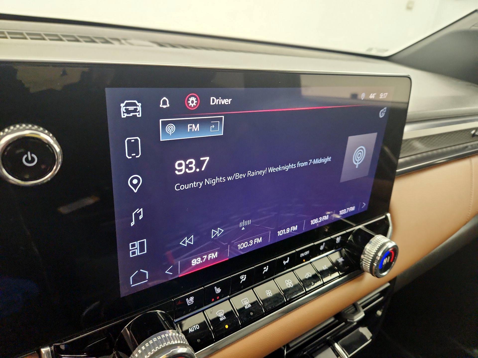 Thumbnail: 2024 GMC Canyon - 15