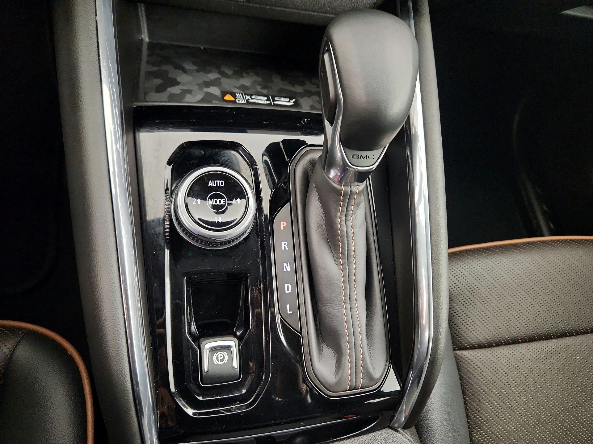 Thumbnail: 2024 GMC Canyon - 17